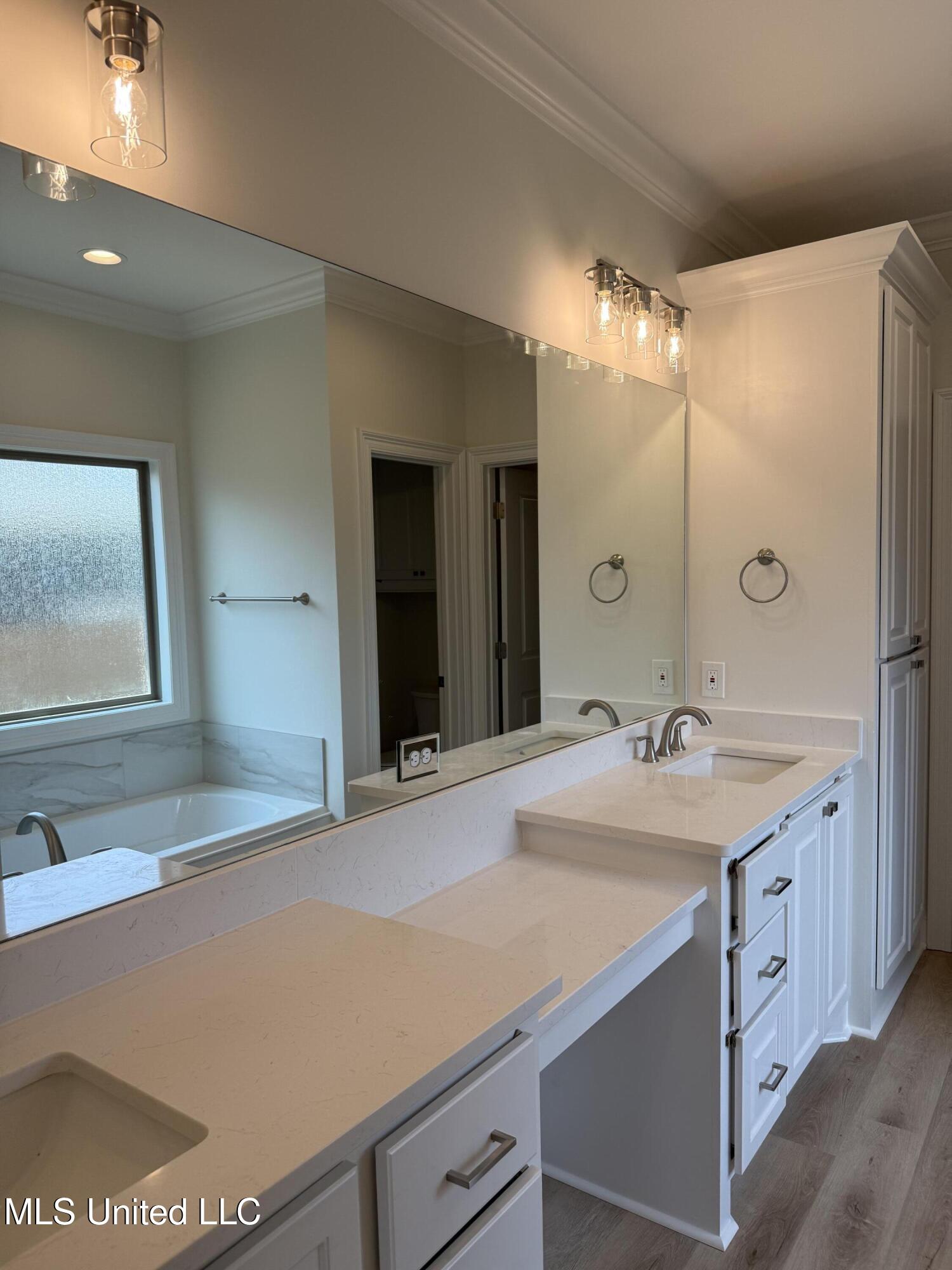 409 Butternut Drive Property Photo 24