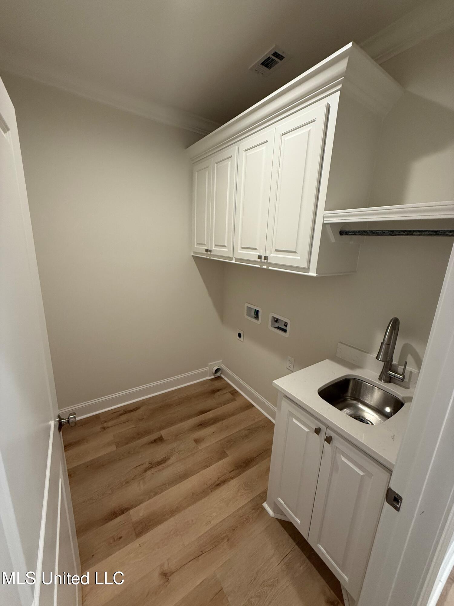 409 Butternut Drive Property Photo 25