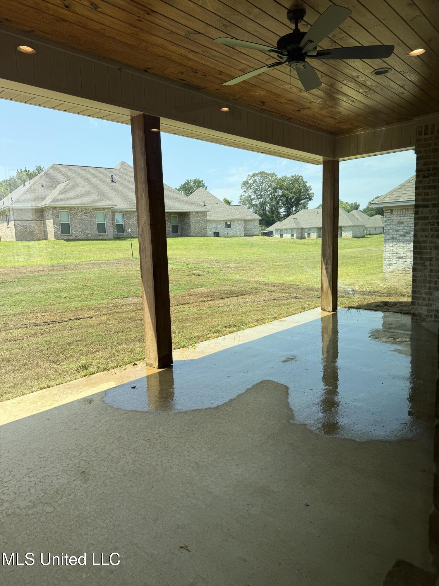 409 Butternut Drive Property Photo 31