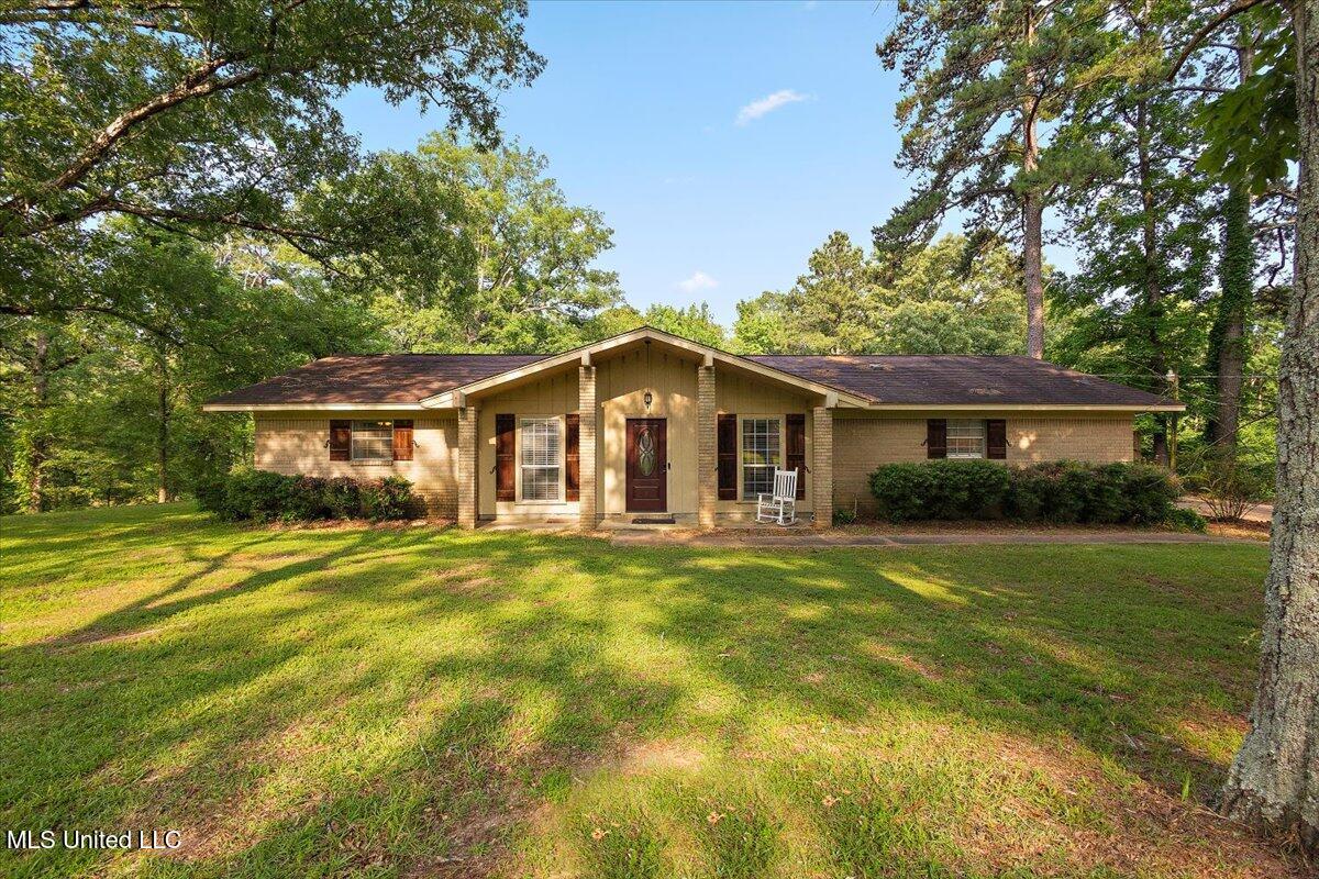 105 Rankin Road