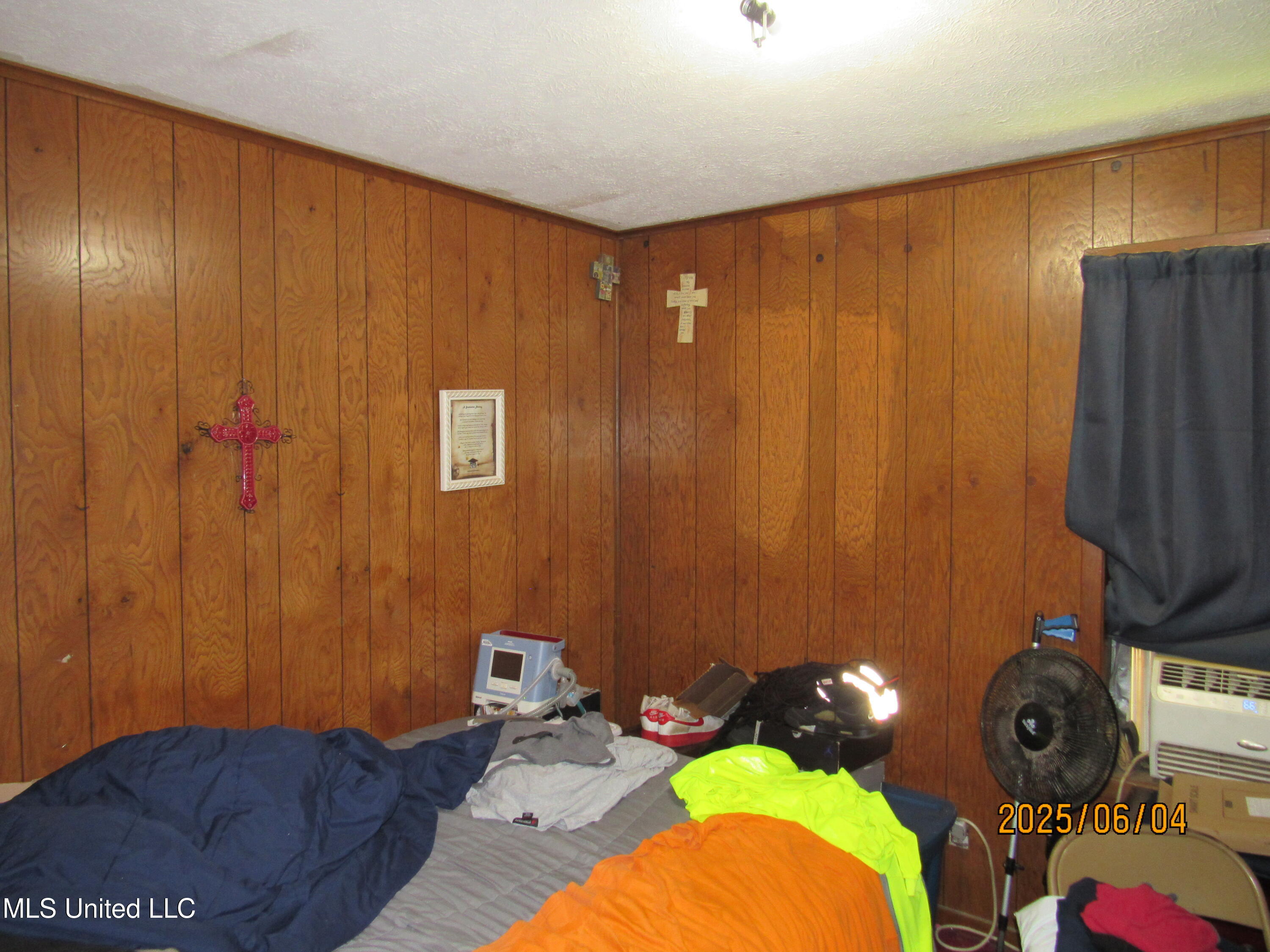 601 Central Property Photo 9