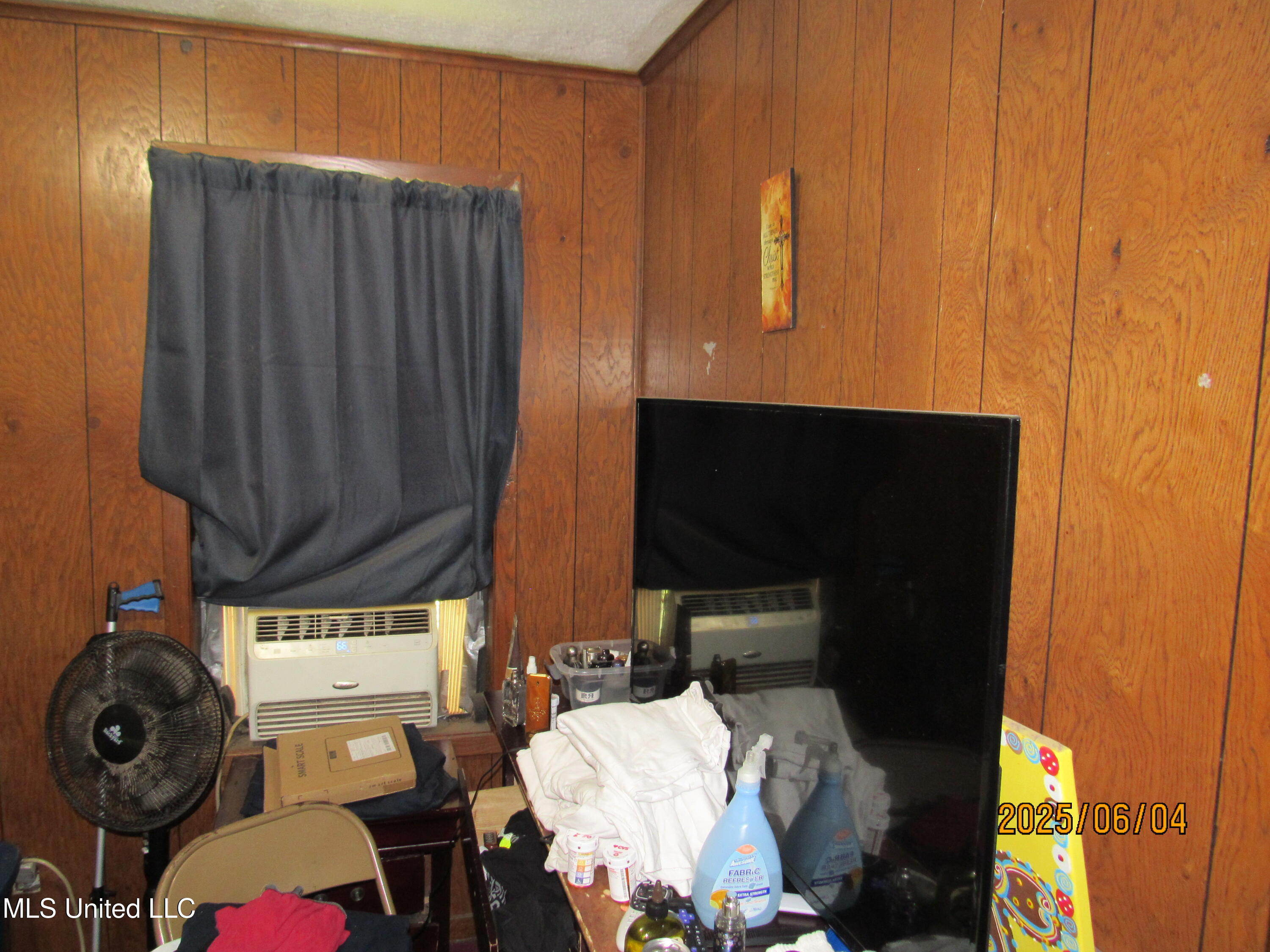601 Central Property Photo 10