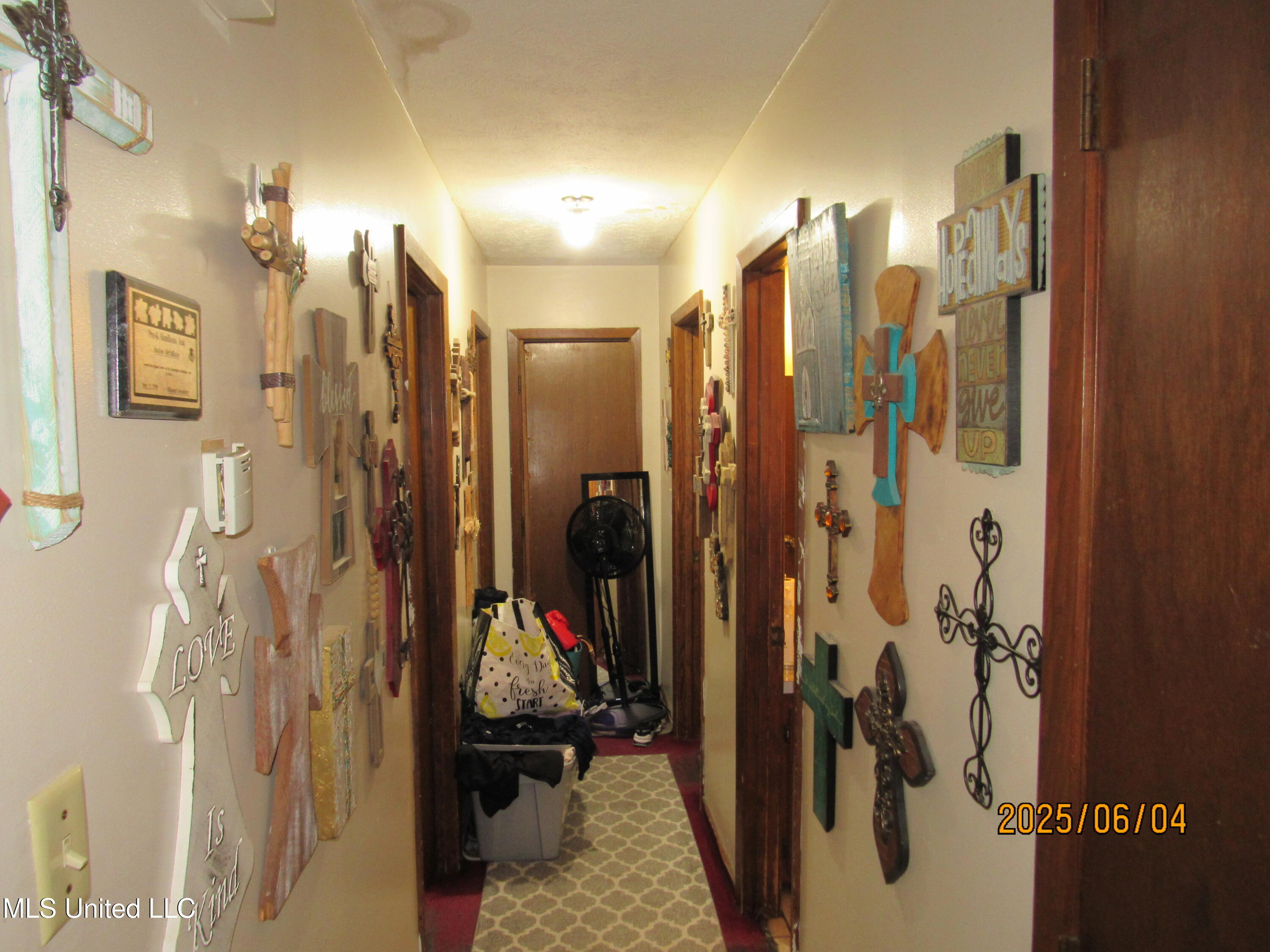 601 Central Property Photo 11