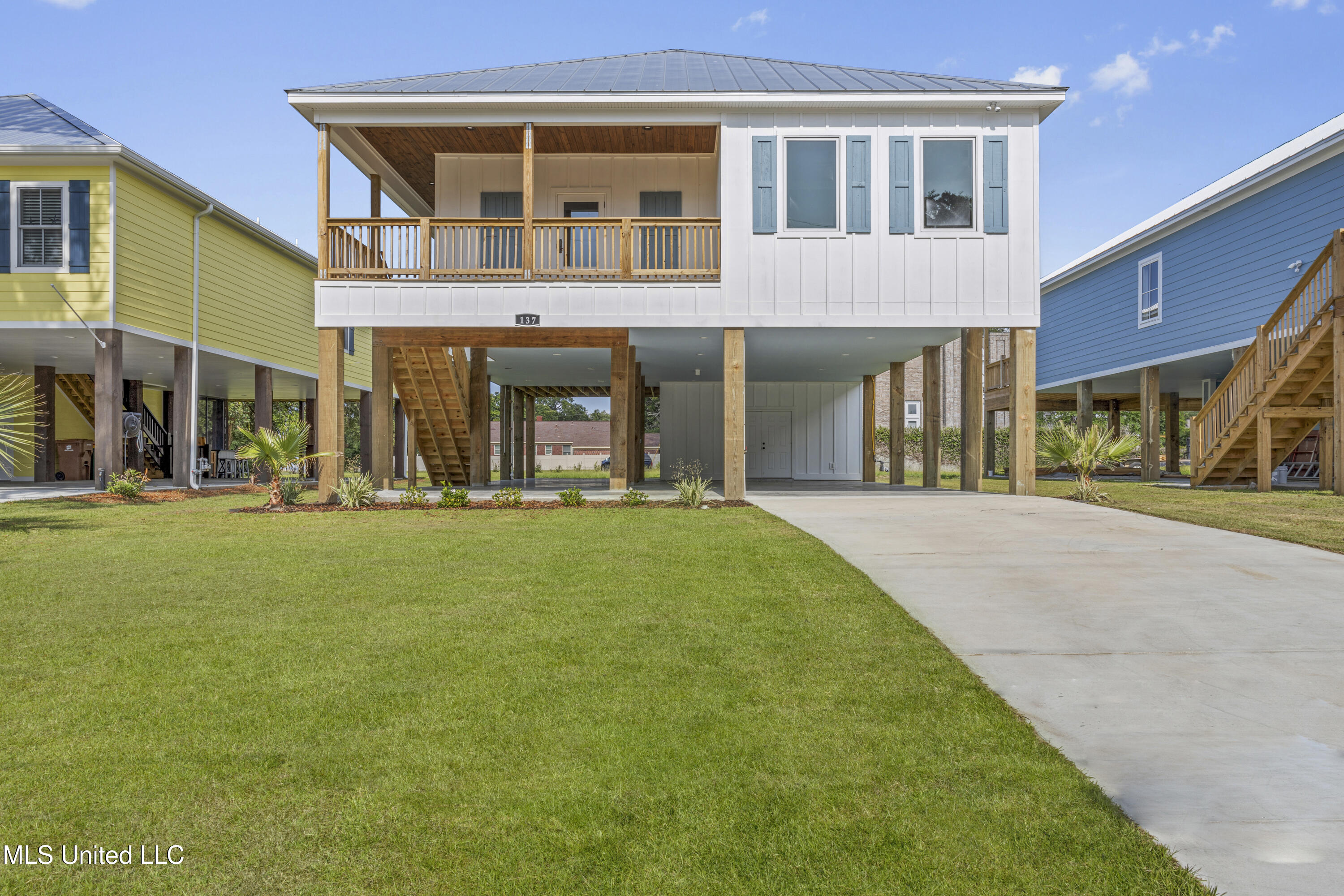 137 Miramar Avenue Property Photo