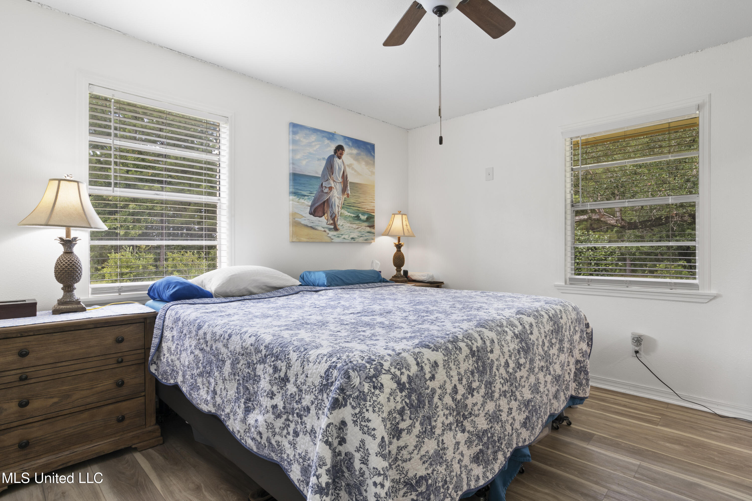 23601 Hinton Road Property Photo 11