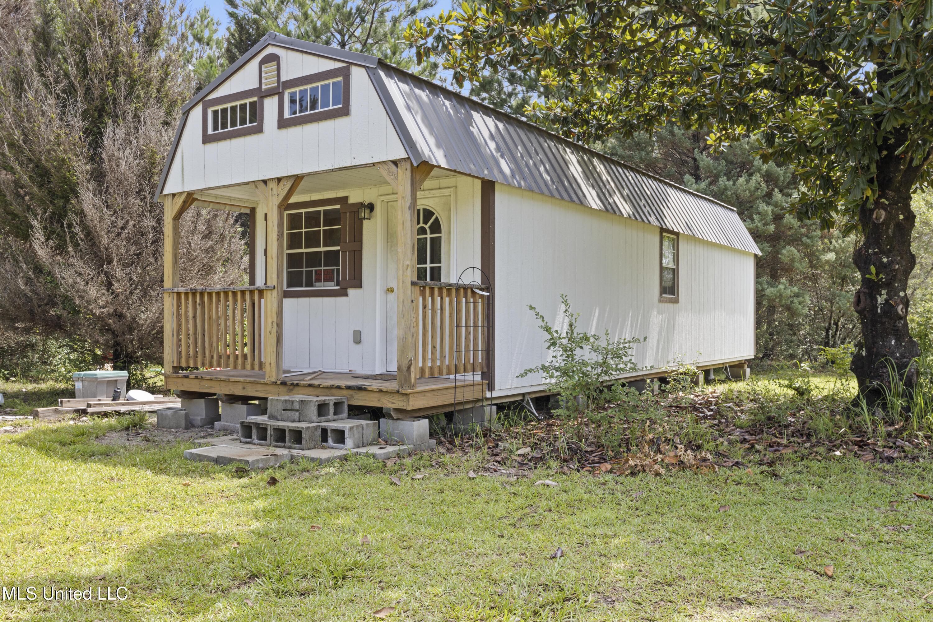 23601 Hinton Road Property Photo 20