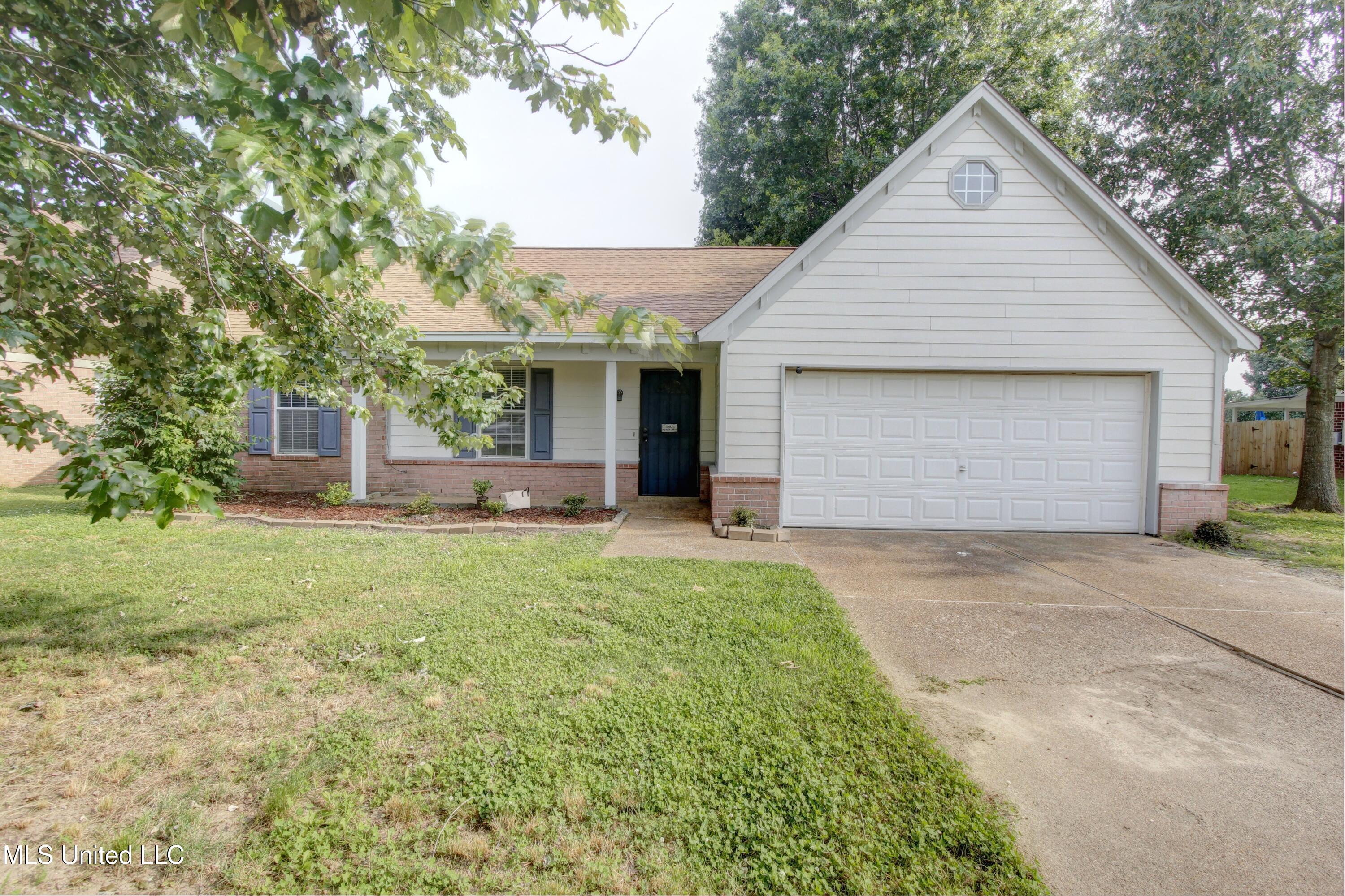 4141 Shadow Glen Drive Property Photo 1