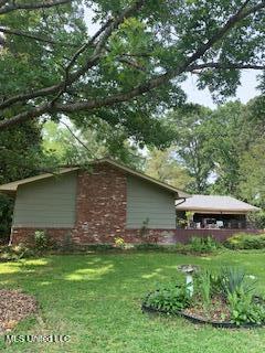 1030 Adkins Boulevard