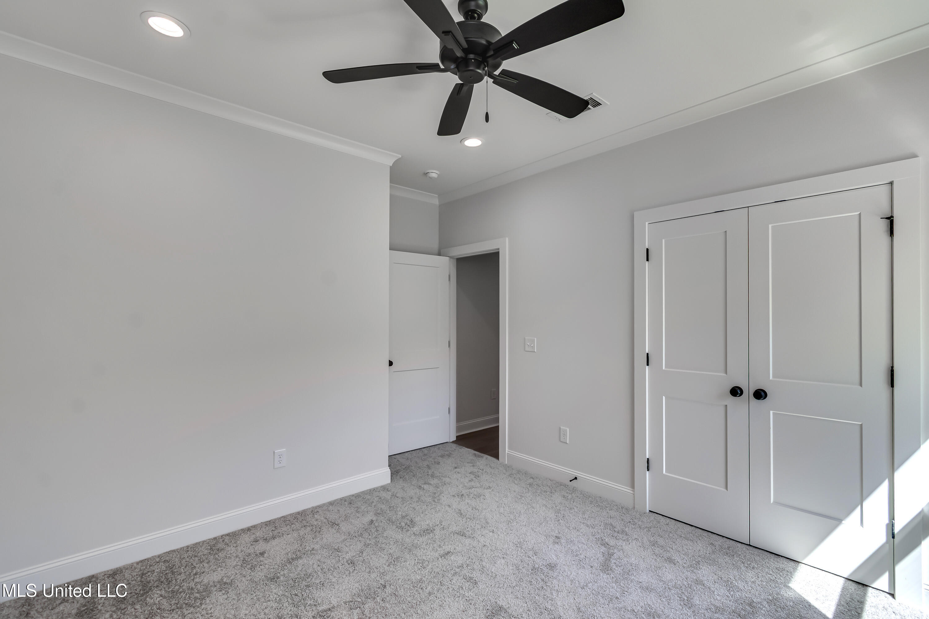 609 Cobalt Way Property Photo 21