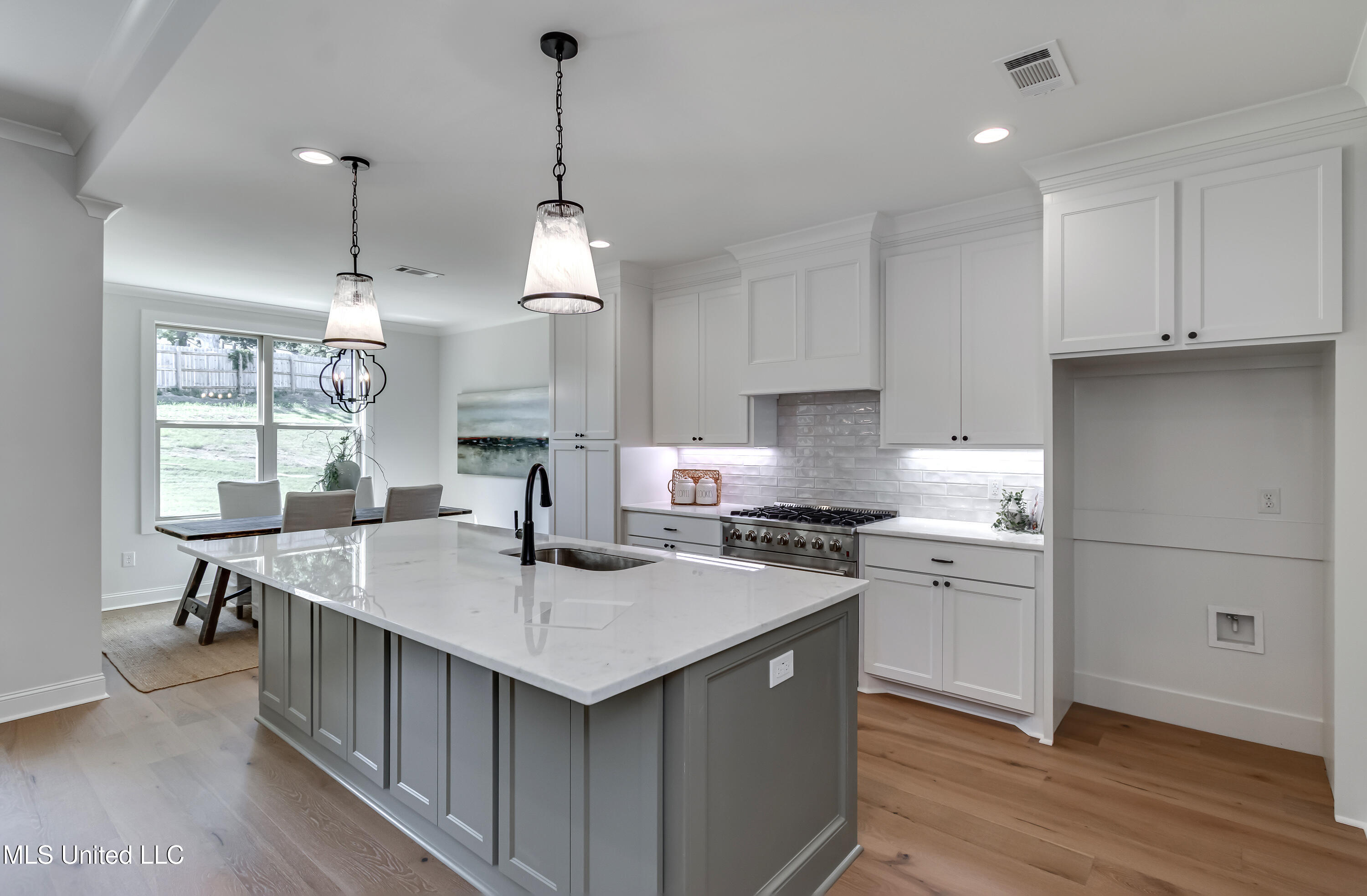 609 Cobalt Way Property Photo 32