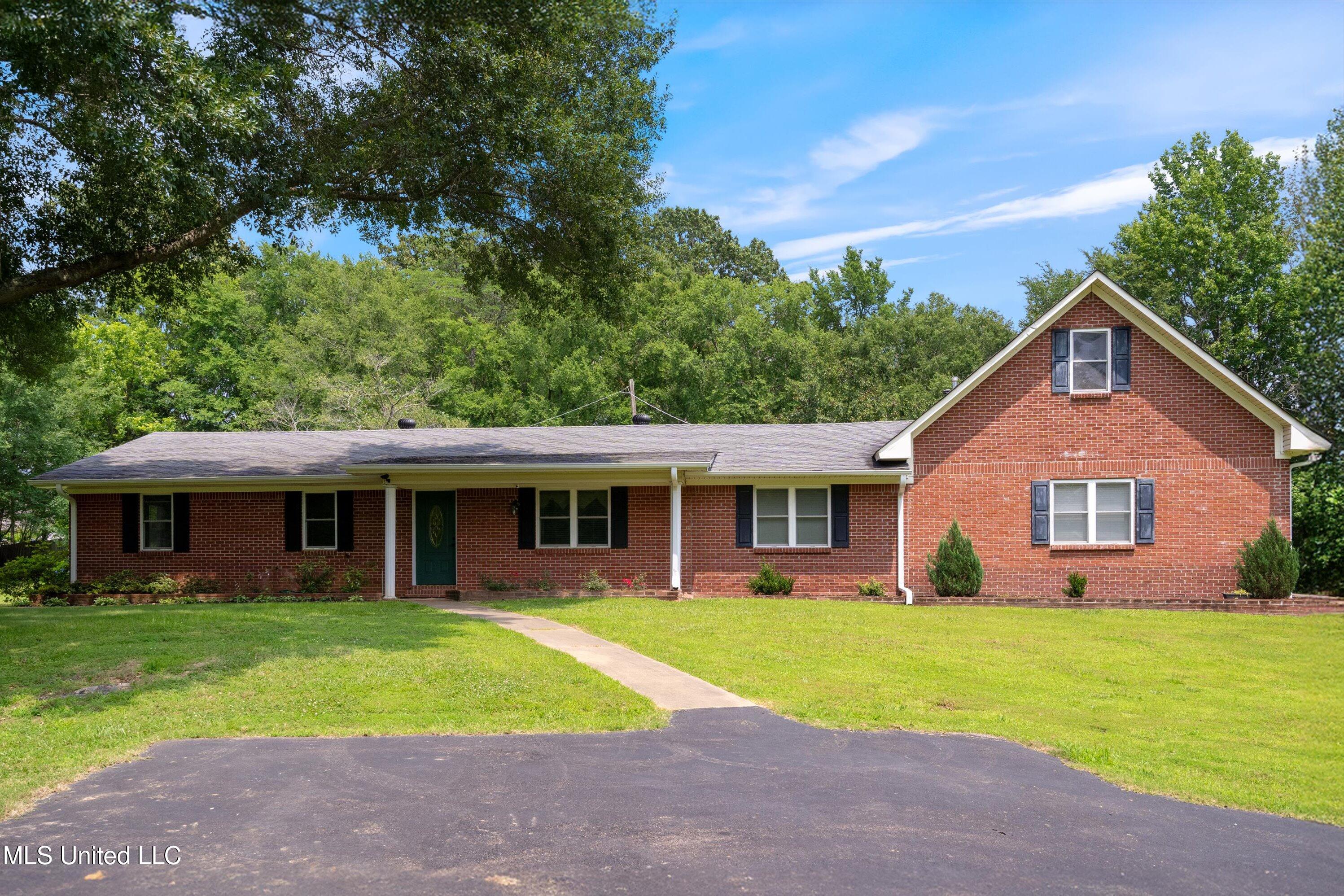 560 Post Office Road Property Photo 1