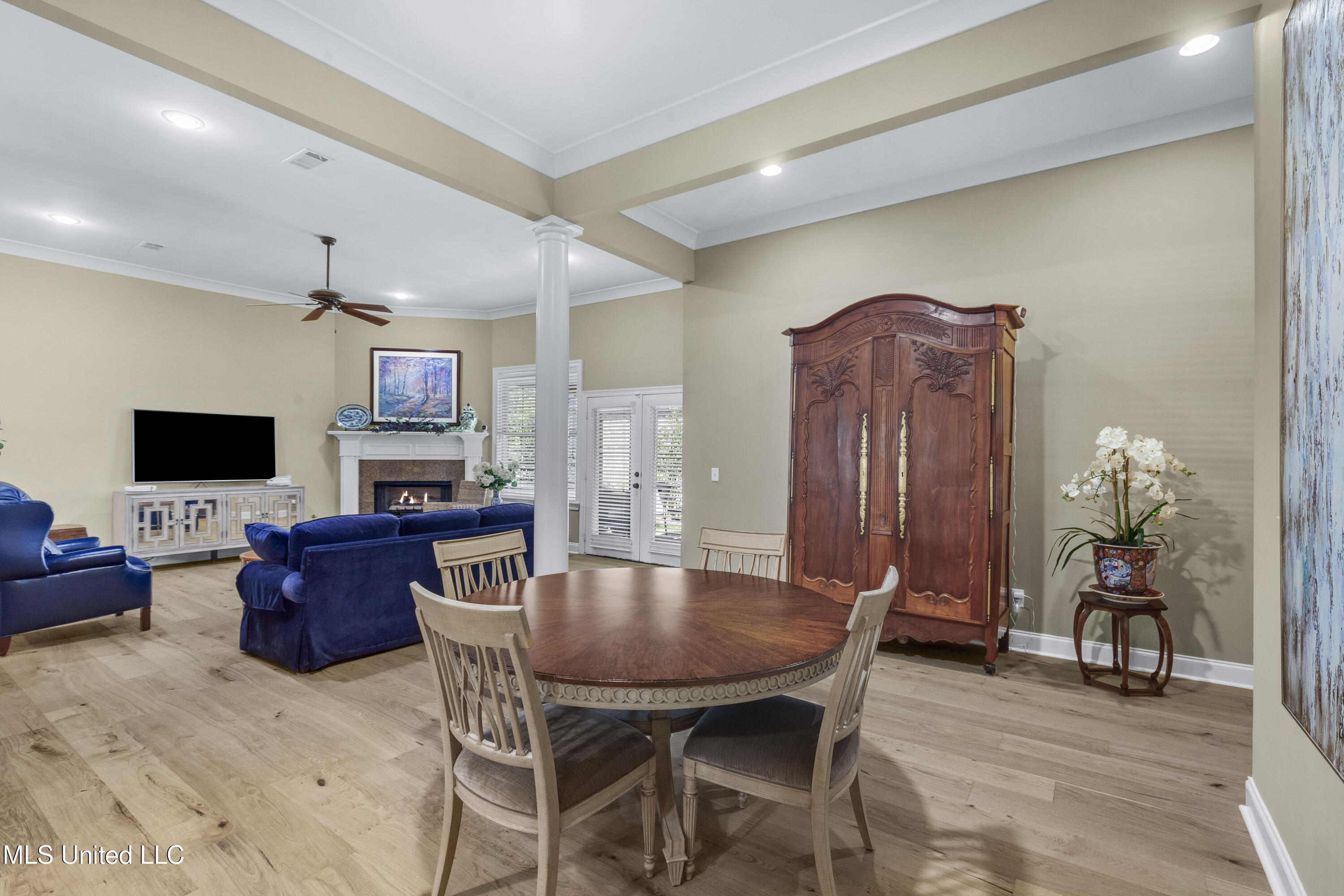 109 Hampton Chase Property Photo 5