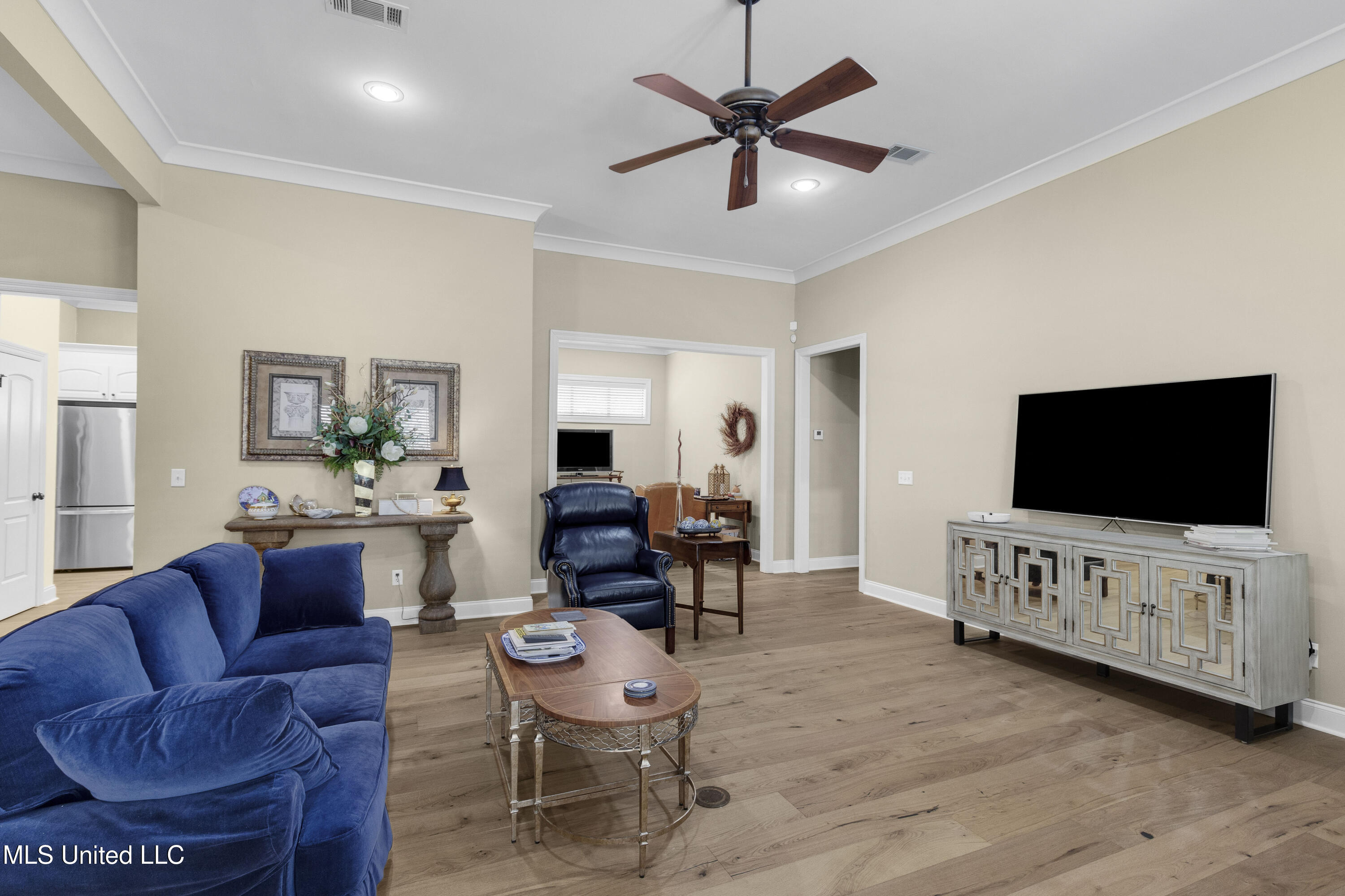 109 Hampton Chase Property Photo 6