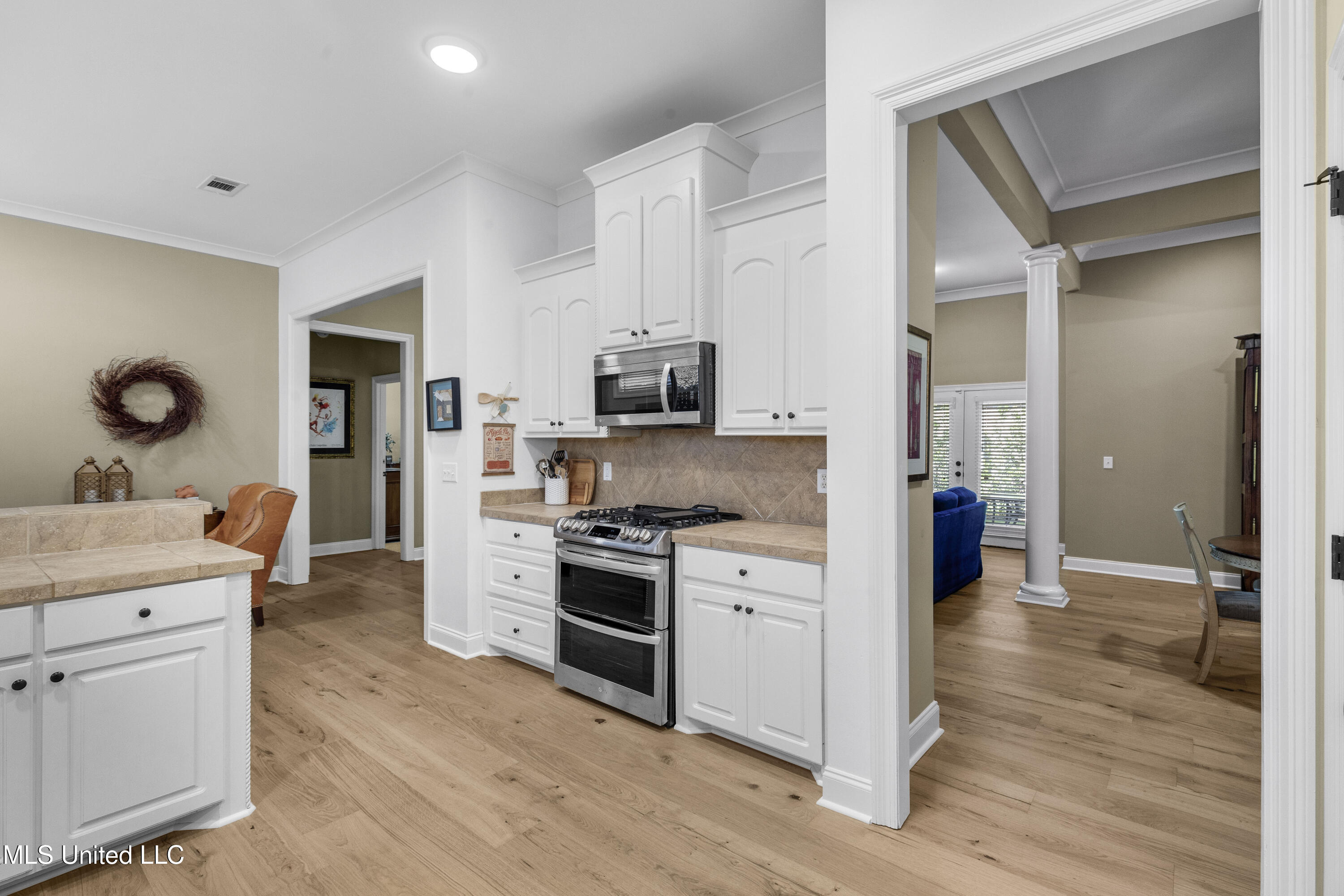 109 Hampton Chase Property Photo 11