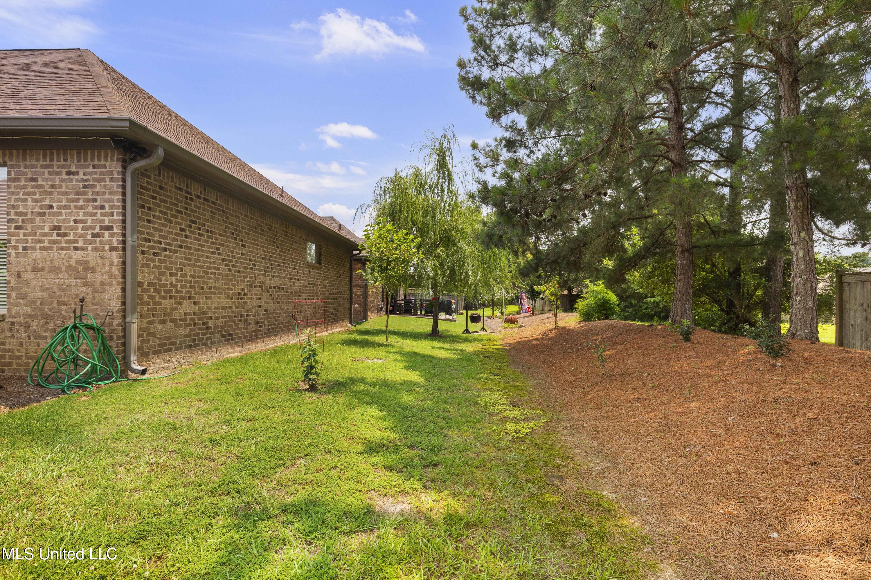 109 Hampton Chase Property Photo 25