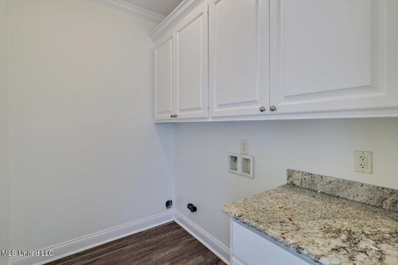 519 Morning Glory Cove Property Photo 16