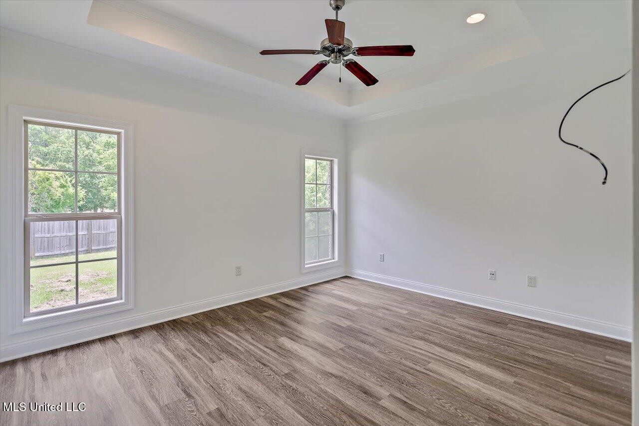 519 Morning Glory Cove Property Photo 17