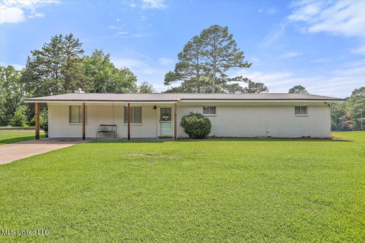 12661 Springridge Road Property Photo 1
