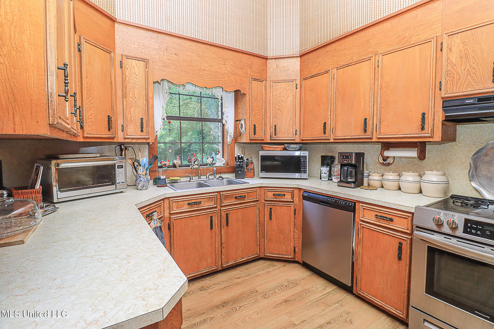 2548 Furrs Mill Drive Property Photo 43