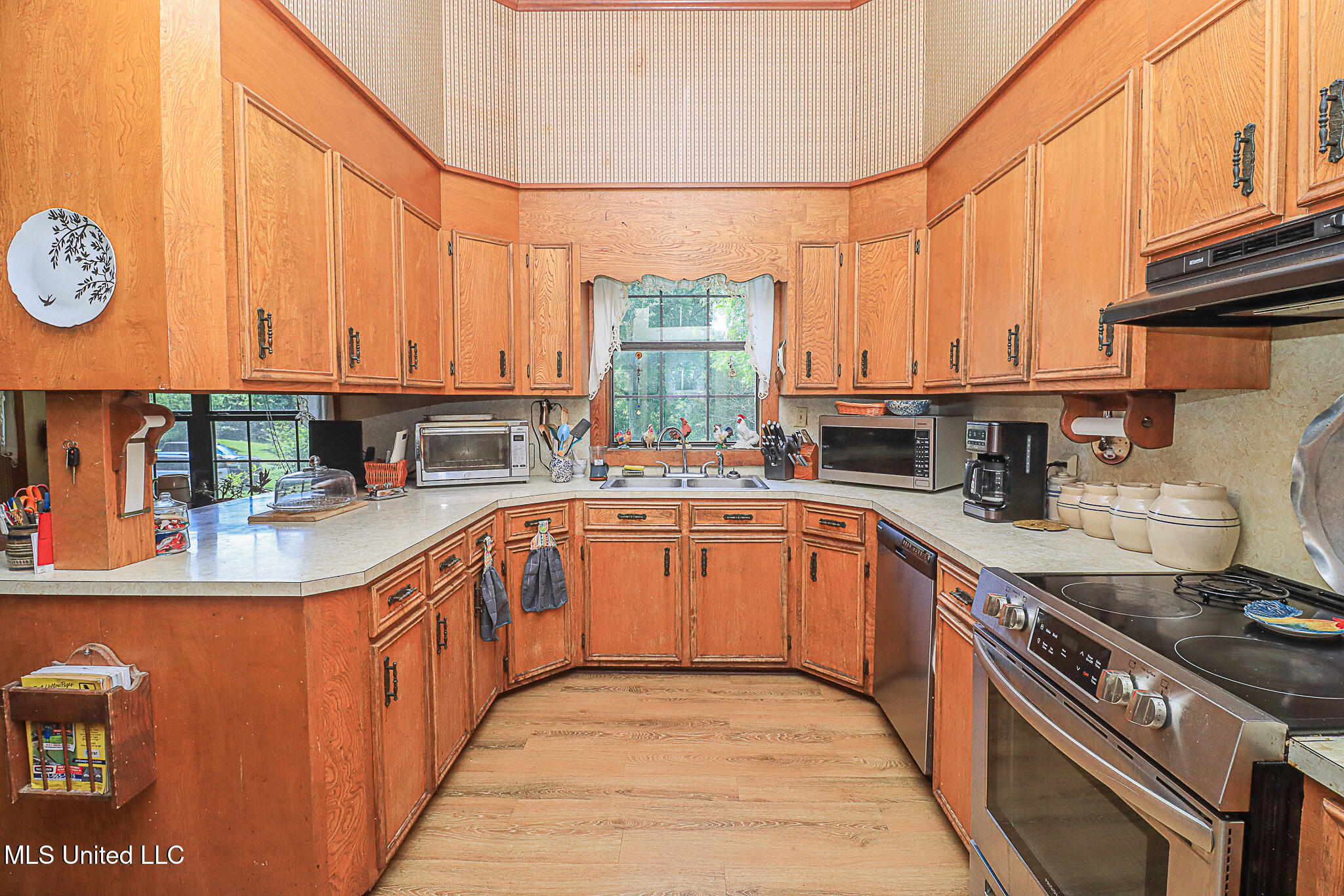 2548 Furrs Mill Drive Property Photo 44
