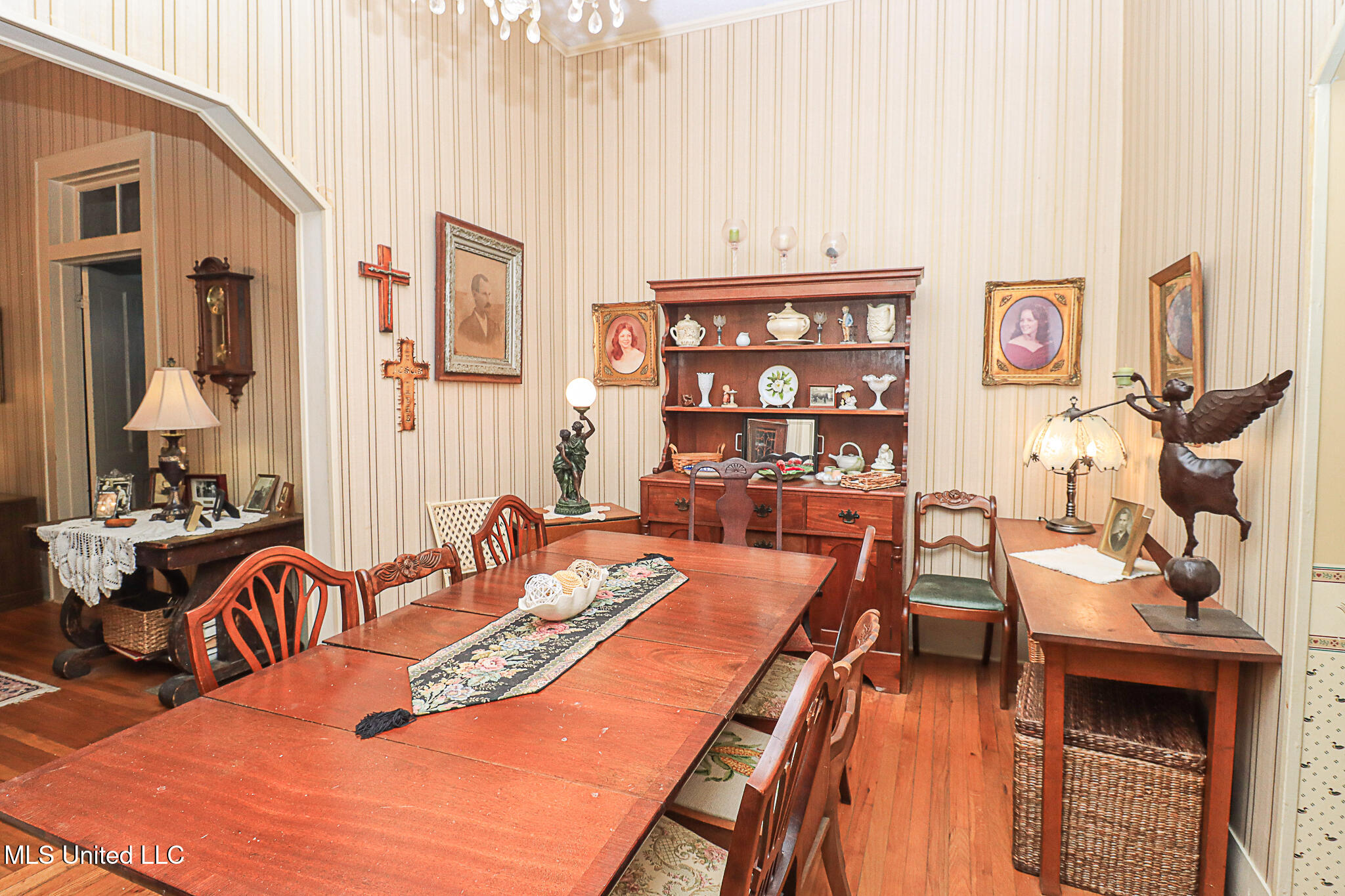 2548 Furrs Mill Drive Property Photo 46