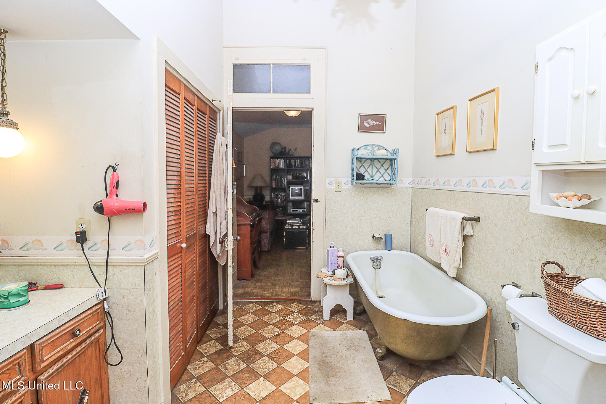 2548 Furrs Mill Drive Property Photo 56