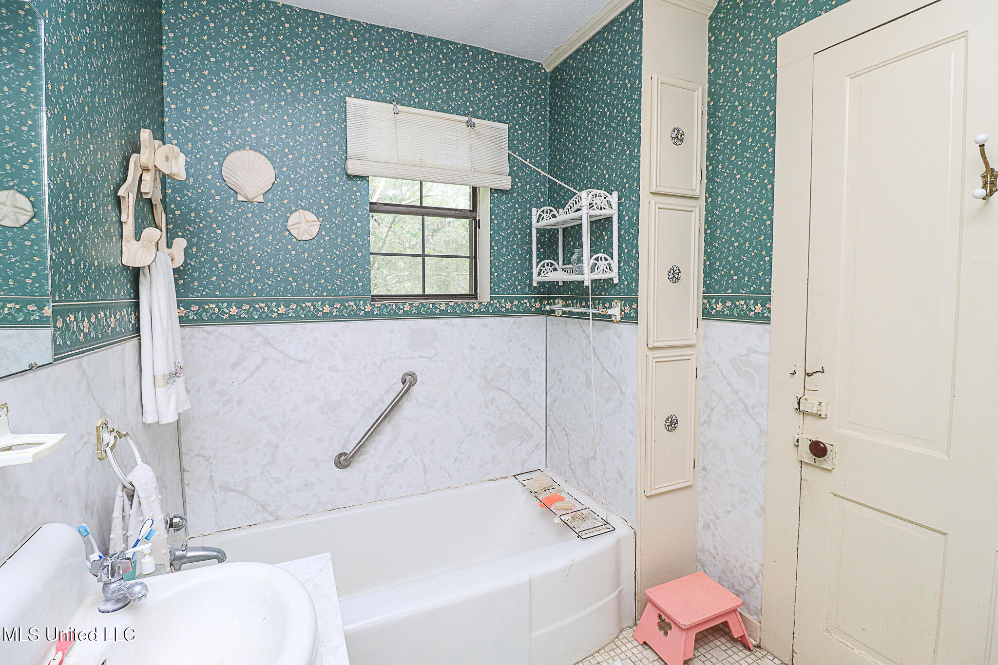 2548 Furrs Mill Drive Property Photo 65