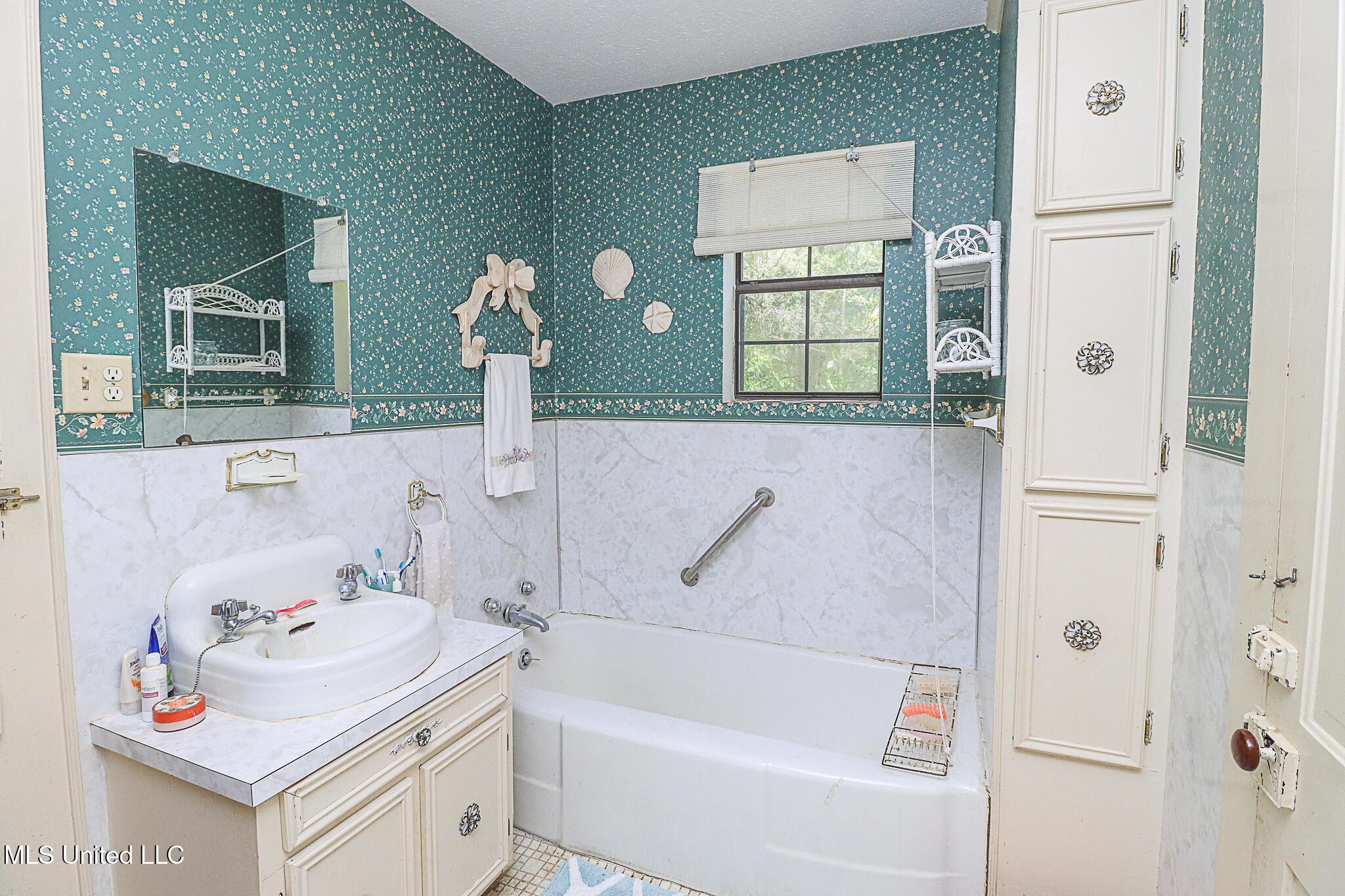 2548 Furrs Mill Drive Property Photo 66