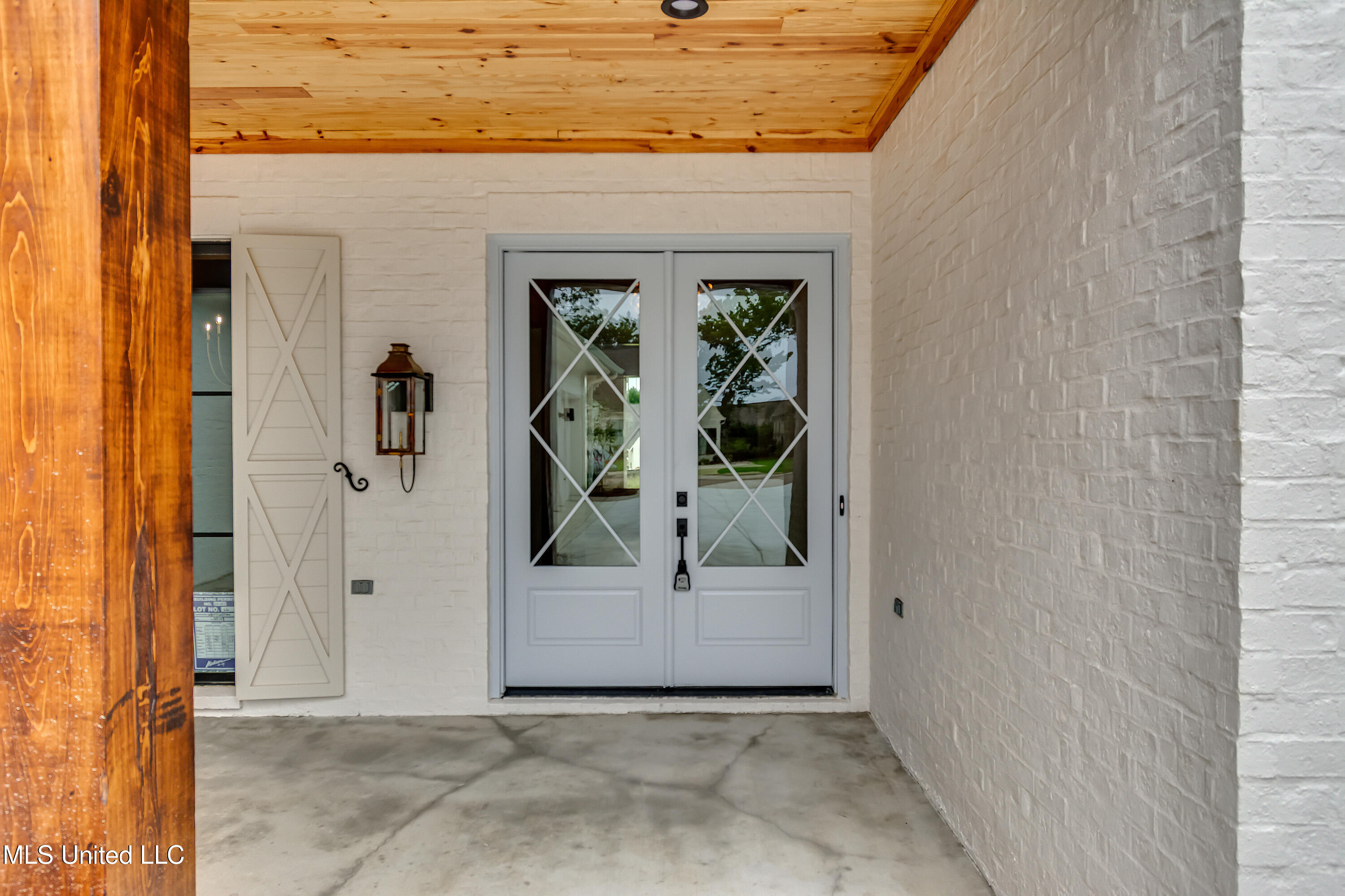 425 Whittington Circle Property Photo 4