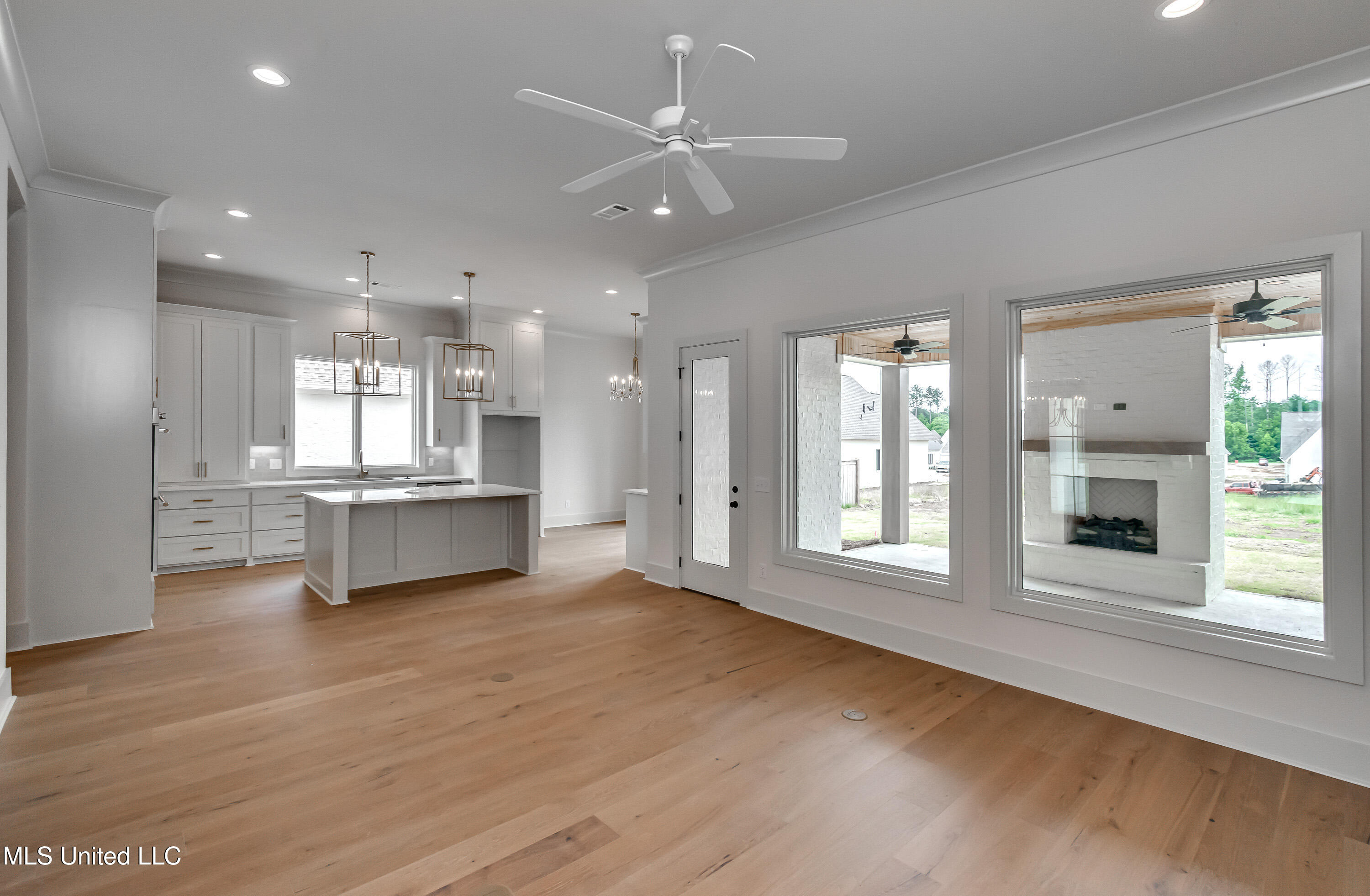 425 Whittington Circle Property Photo 8