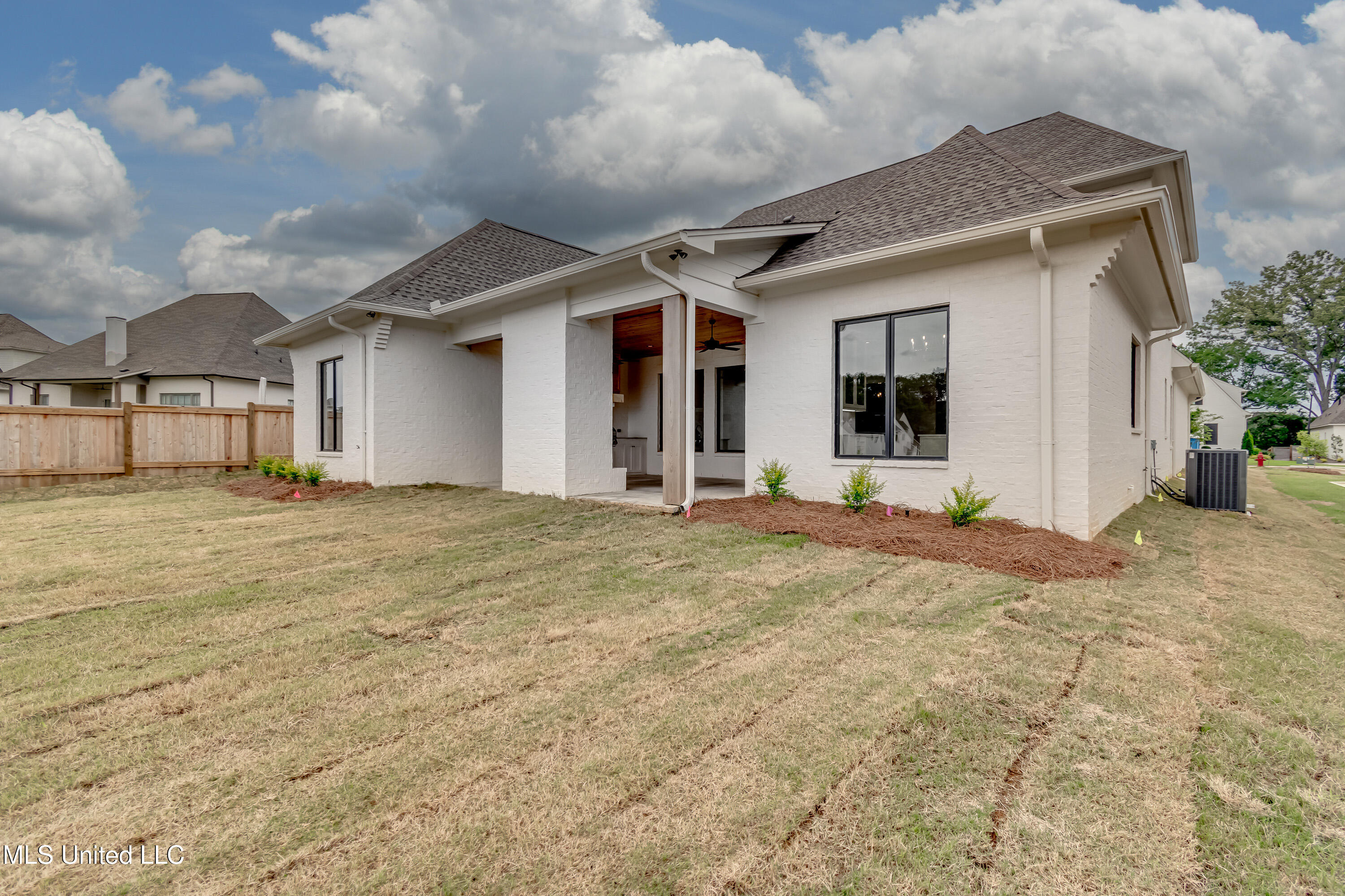 425 Whittington Circle Property Photo 33