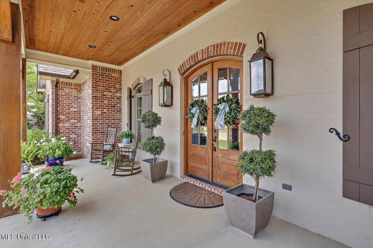 181 Ironwood Plantation Boulevard Property Photo 7