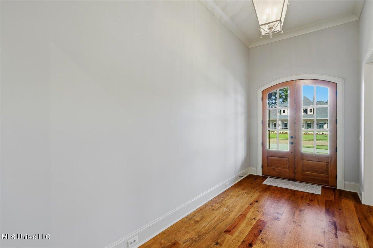 181 Ironwood Plantation Boulevard Property Photo 10