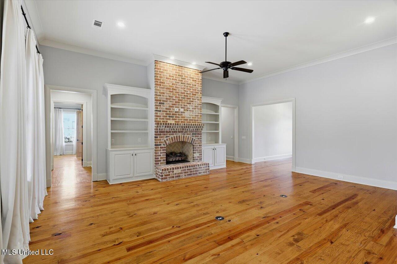 181 Ironwood Plantation Boulevard Property Photo 17