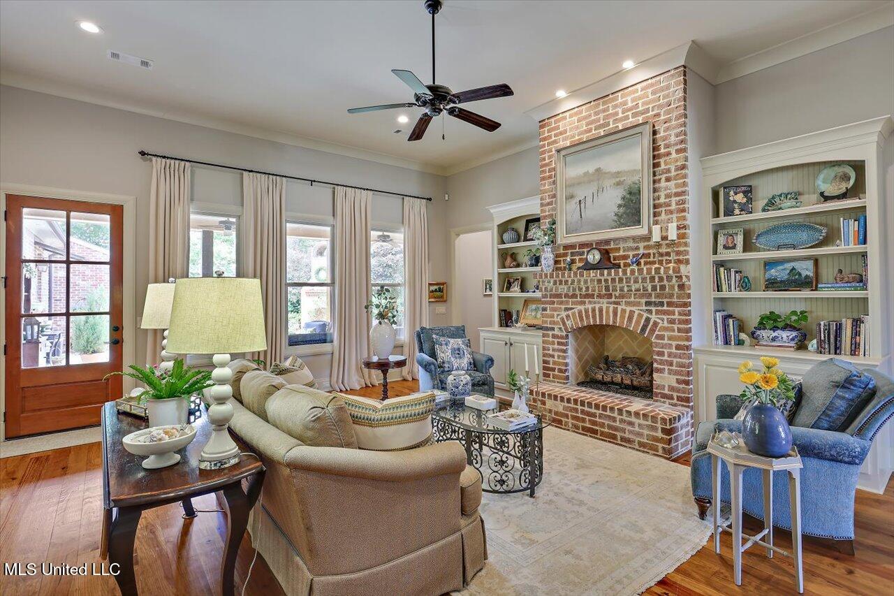 181 Ironwood Plantation Boulevard Property Photo 20