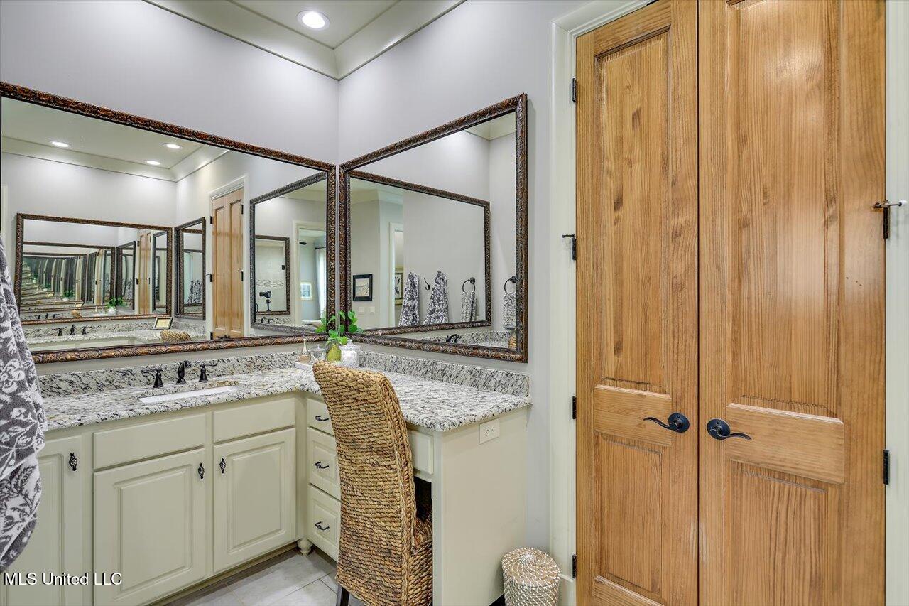 181 Ironwood Plantation Boulevard Property Photo 46