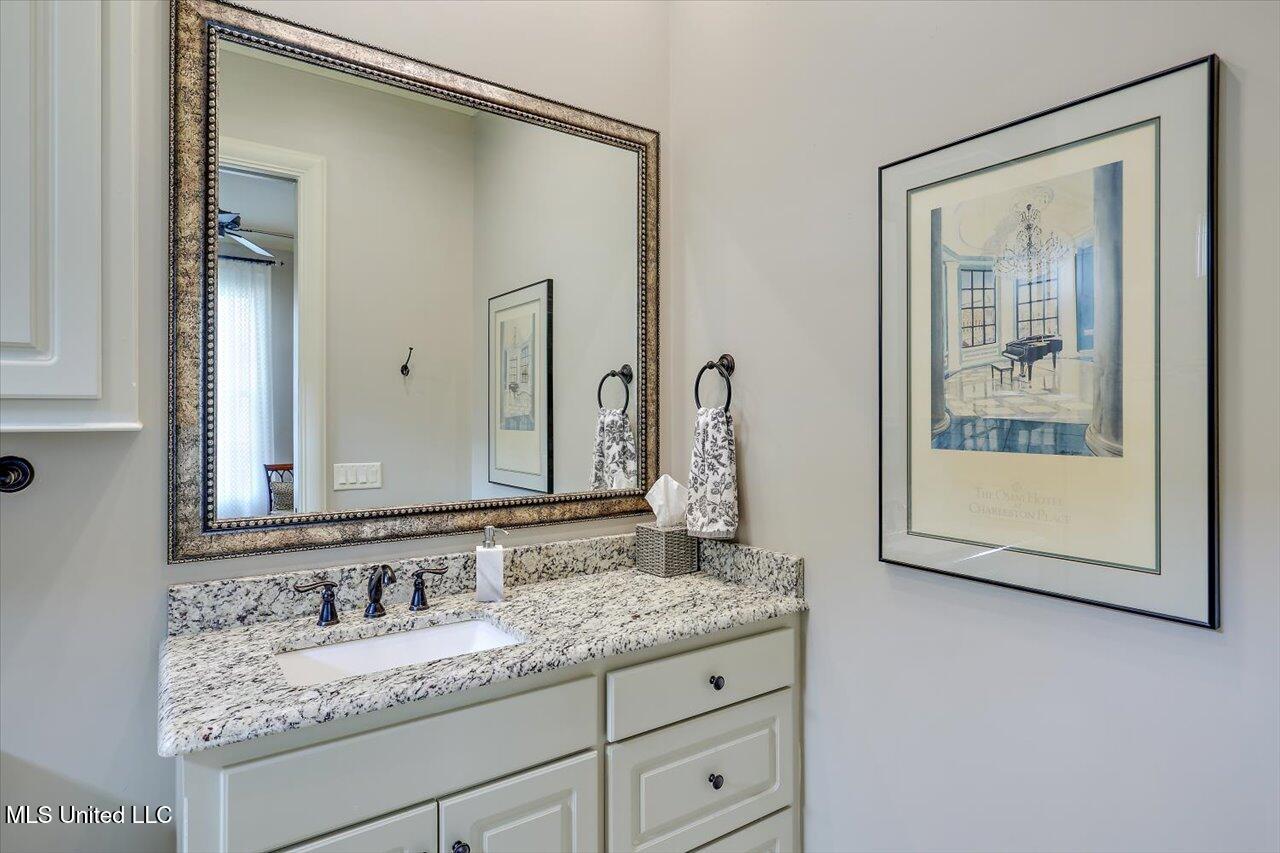 181 Ironwood Plantation Boulevard Property Photo 54