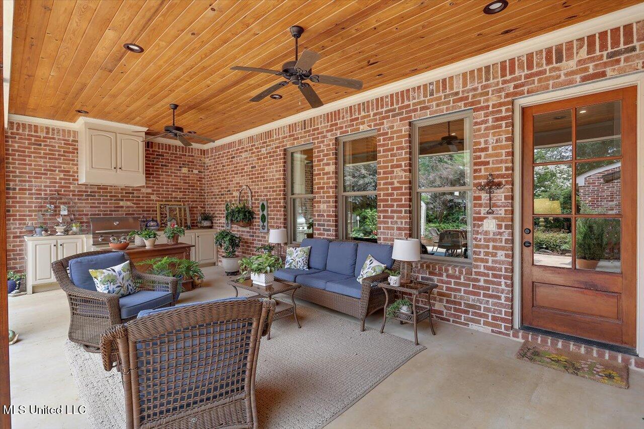 181 Ironwood Plantation Boulevard Property Photo 70