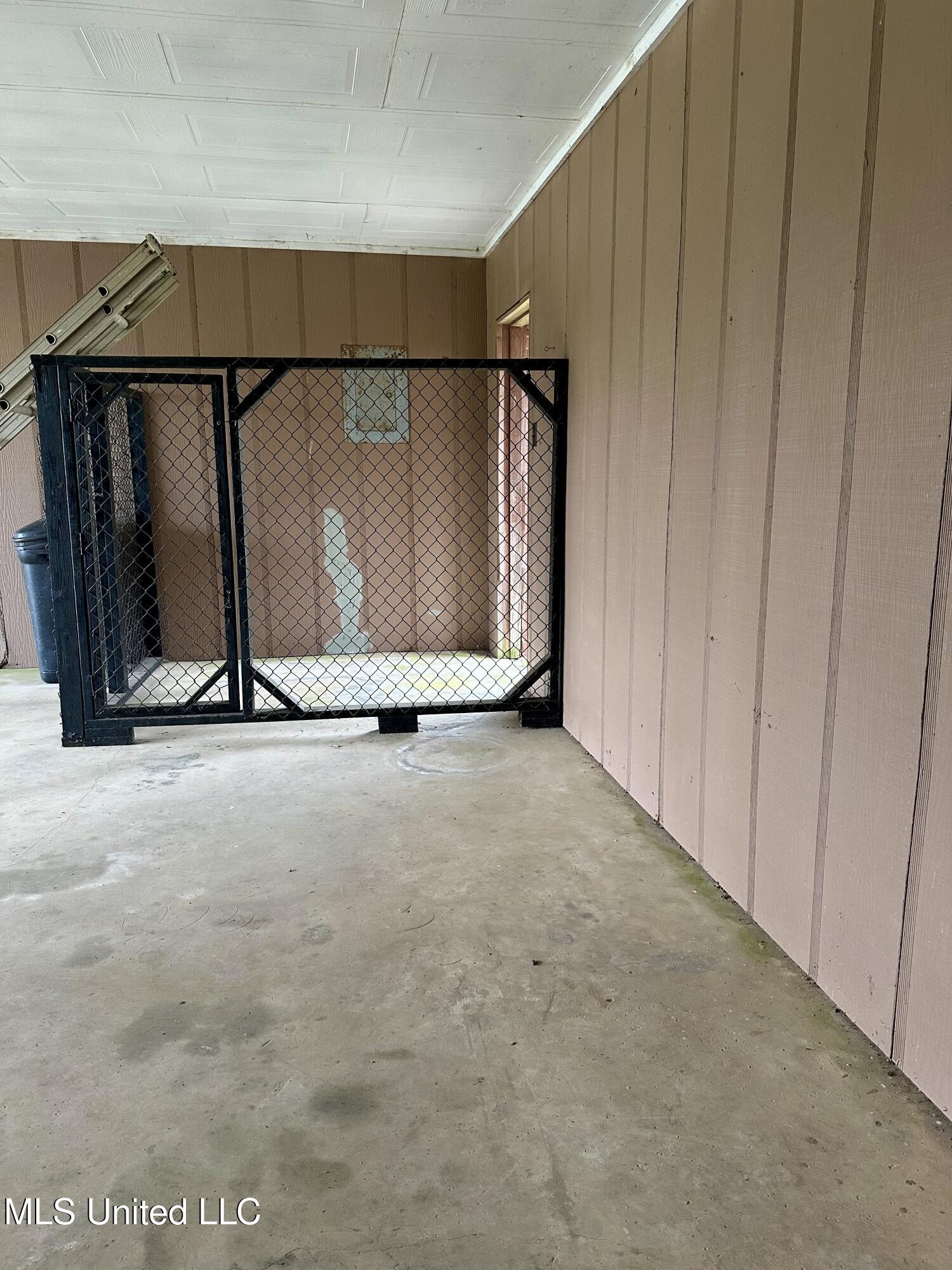 172 Cherry Avenue Property Photo 10