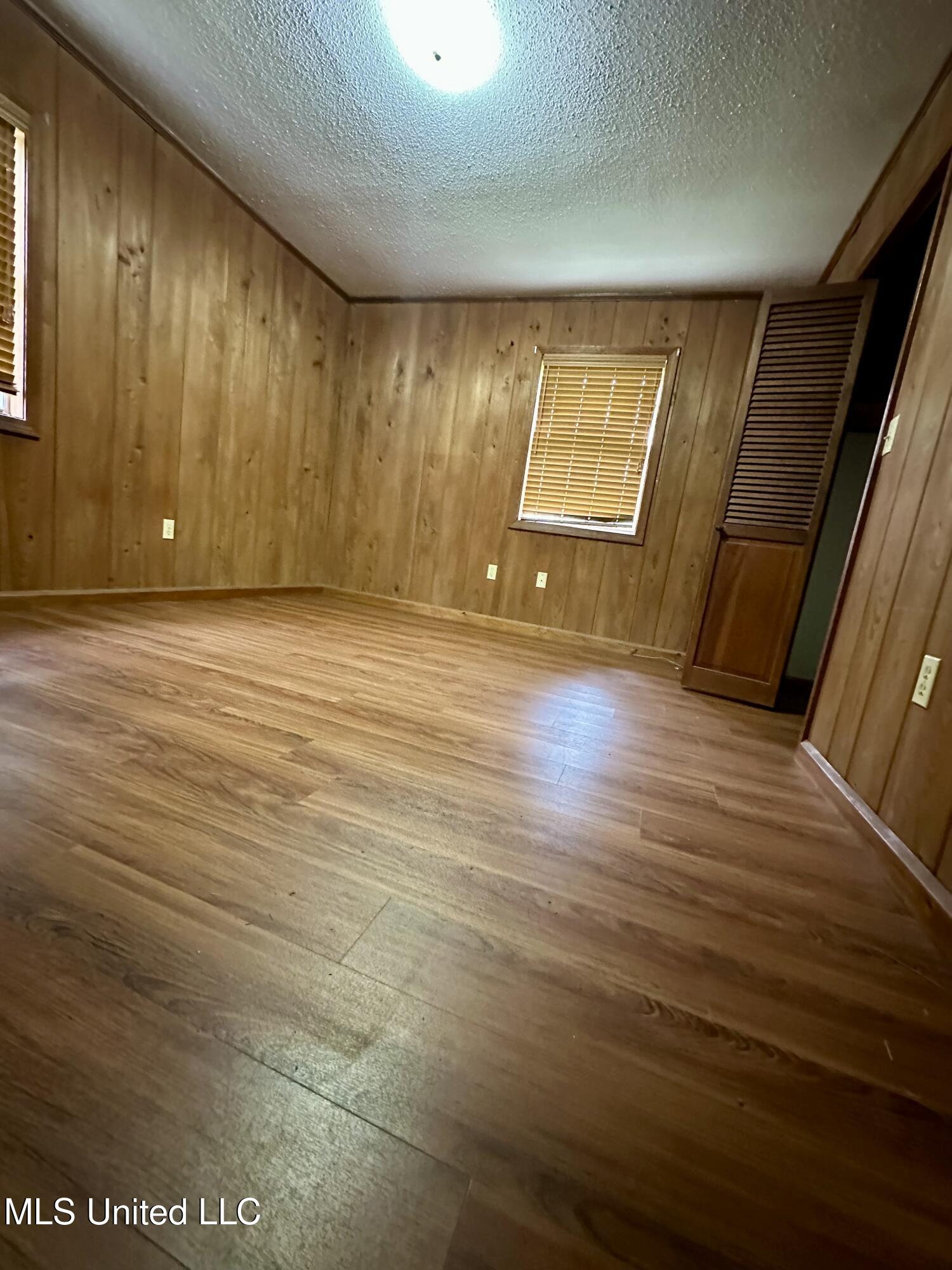 172 Cherry Avenue Property Photo 19