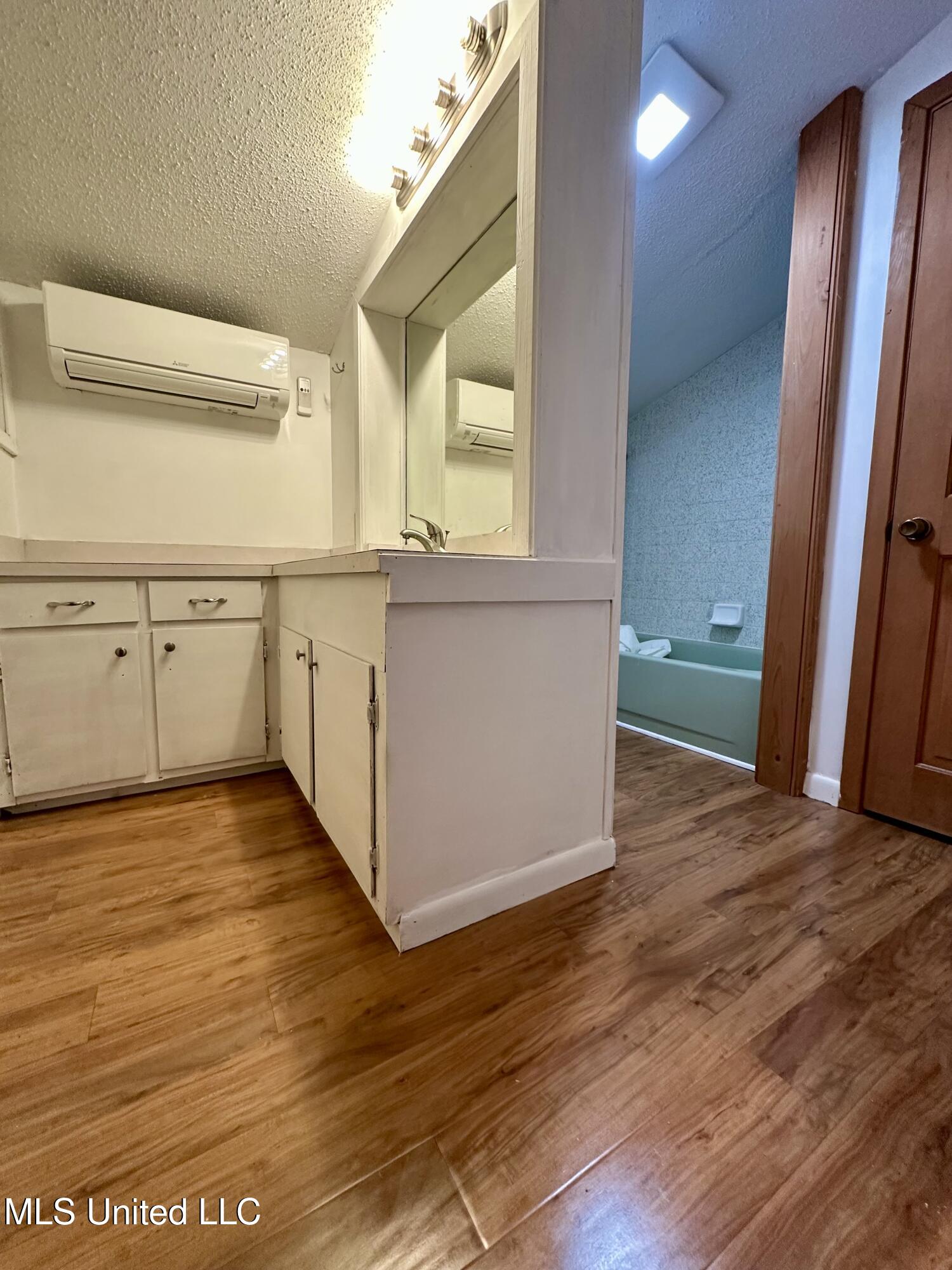 172 Cherry Avenue Property Photo 21