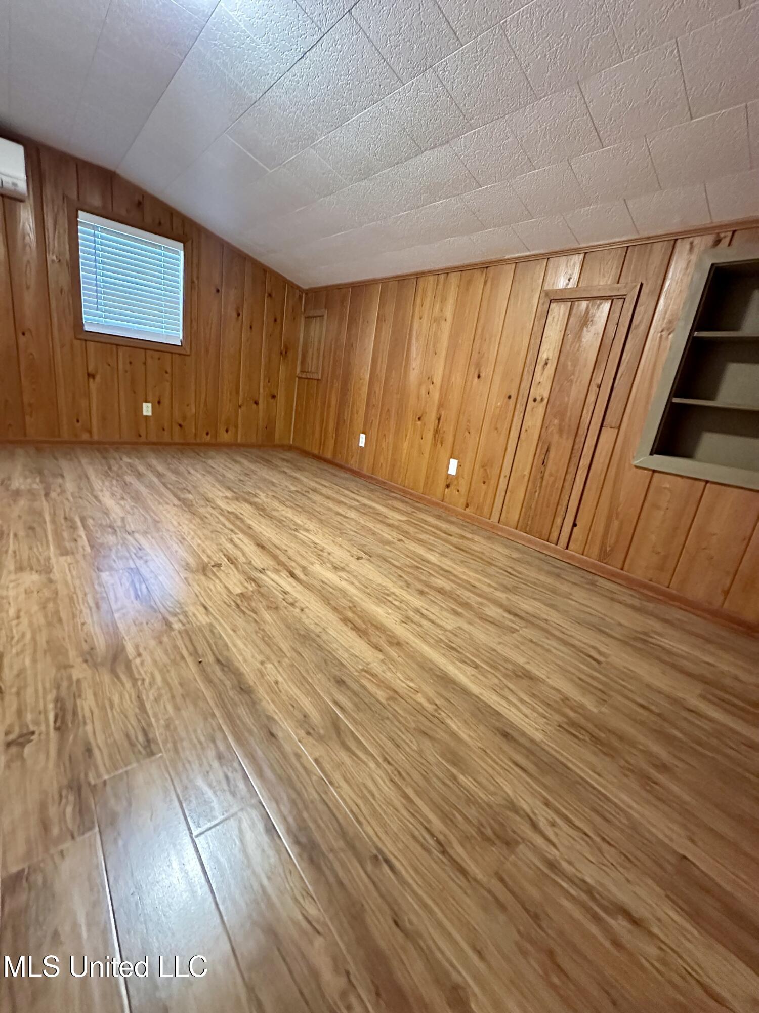 172 Cherry Avenue Property Photo 22