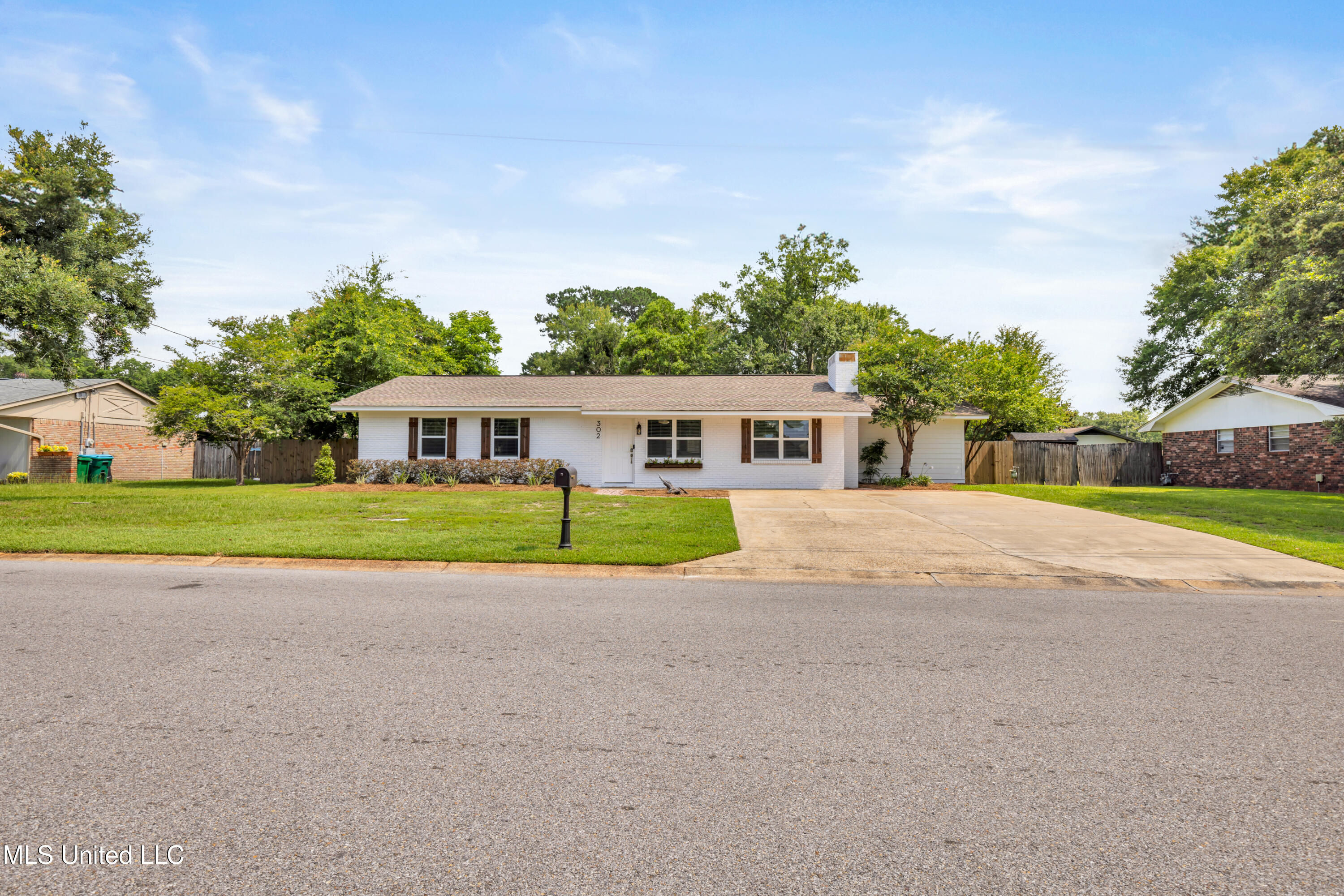 302 Brumbaugh Road Property Photo 1