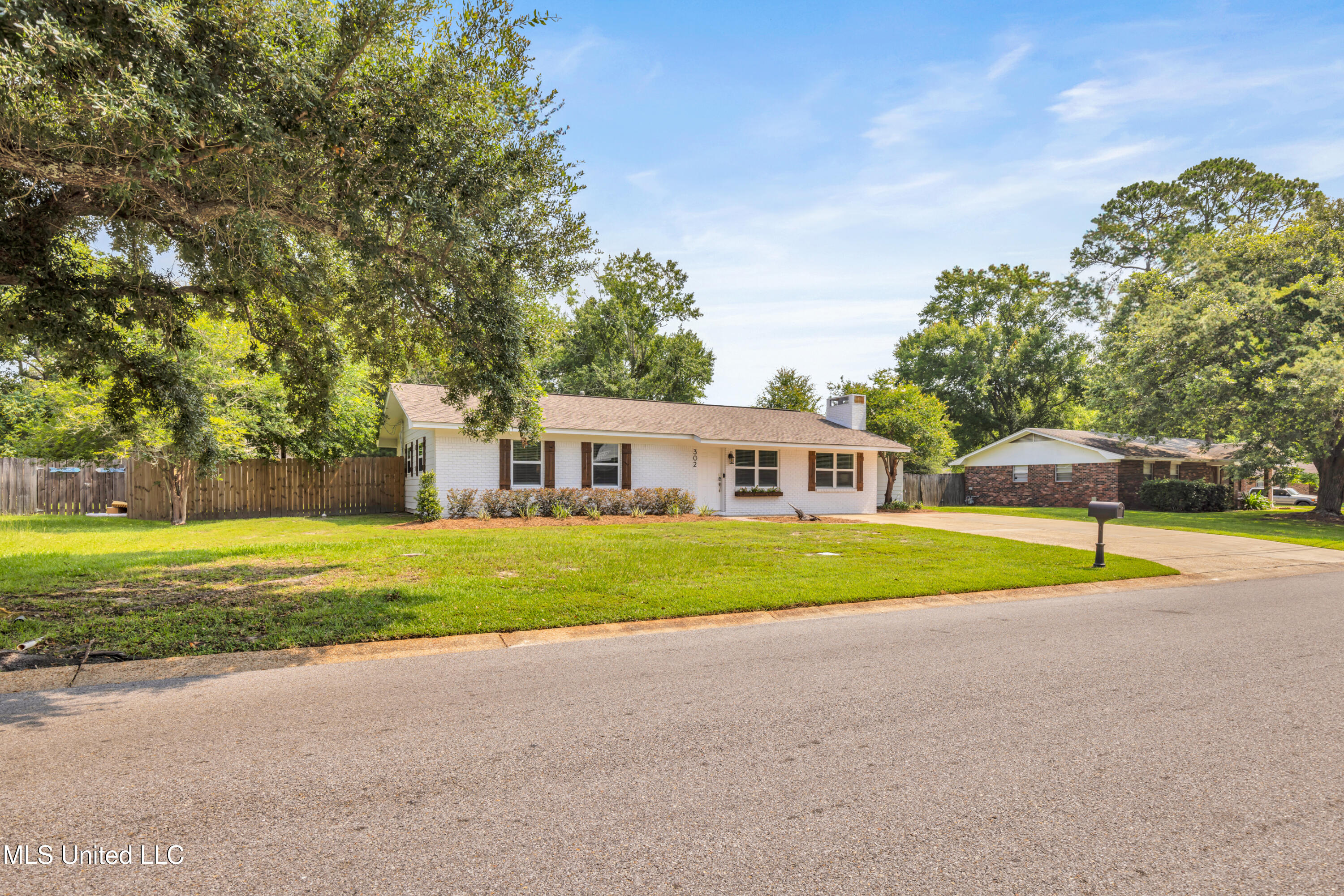 302 Brumbaugh Road Property Photo 2