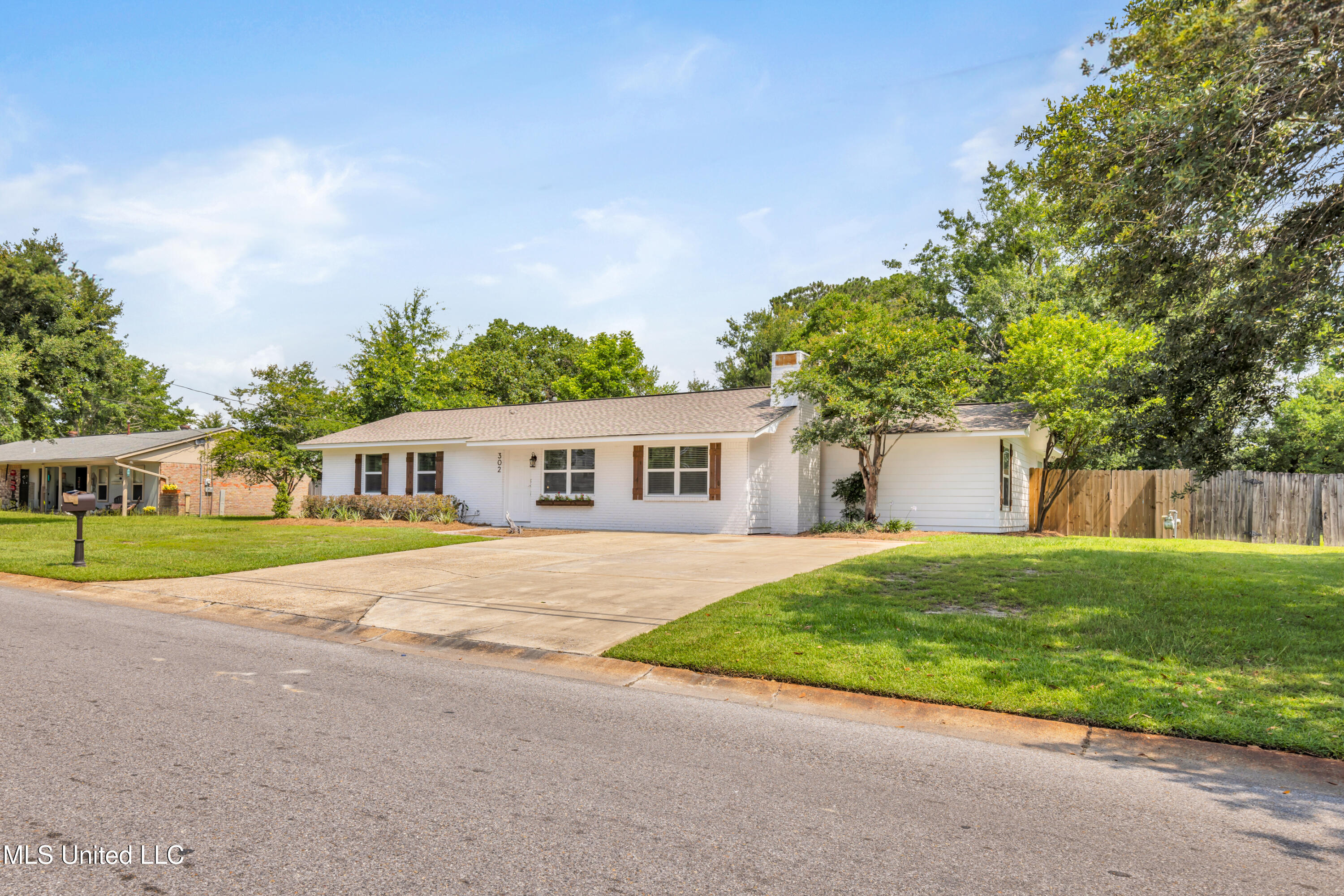 302 Brumbaugh Road Property Photo 3