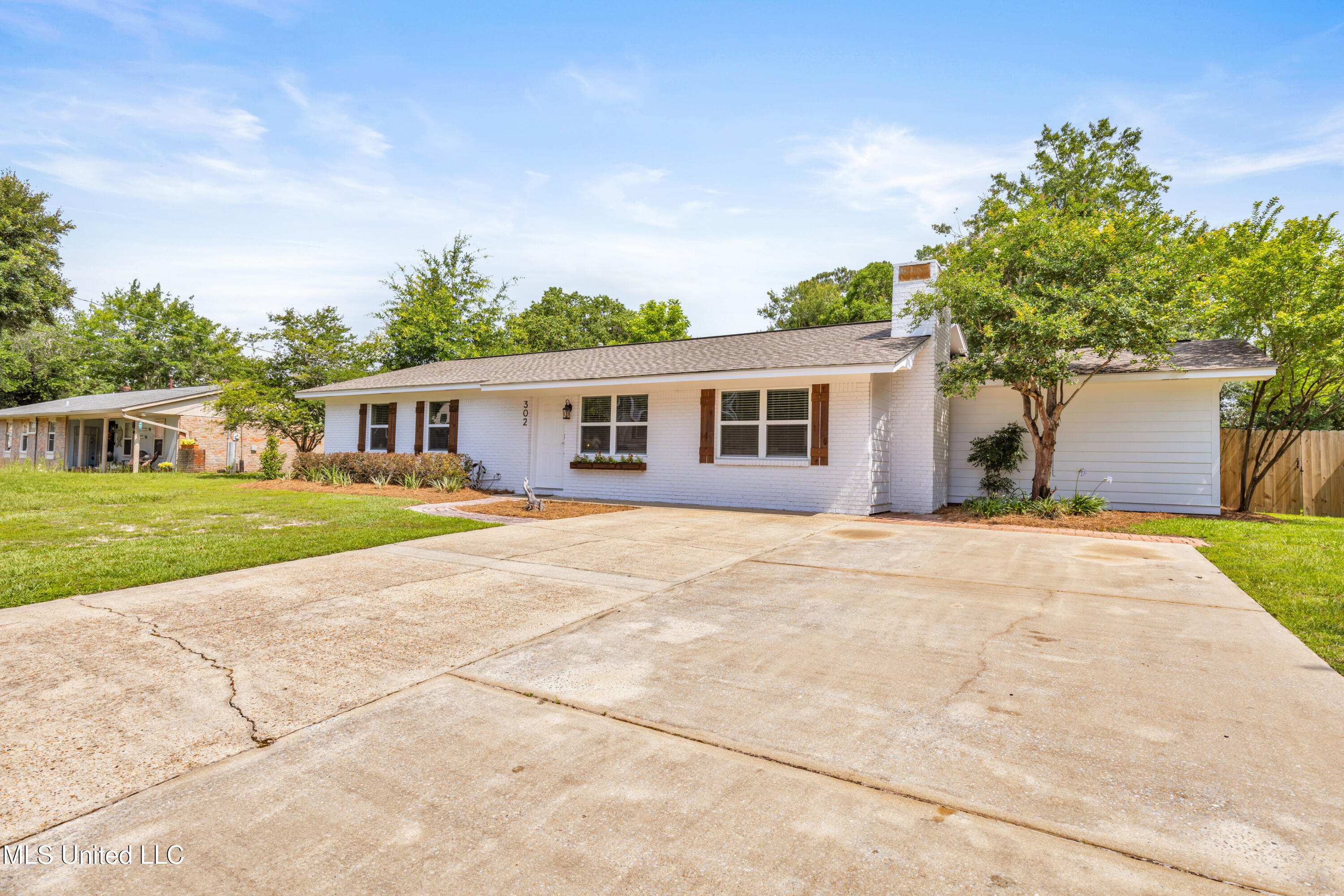 302 Brumbaugh Road Property Photo 4