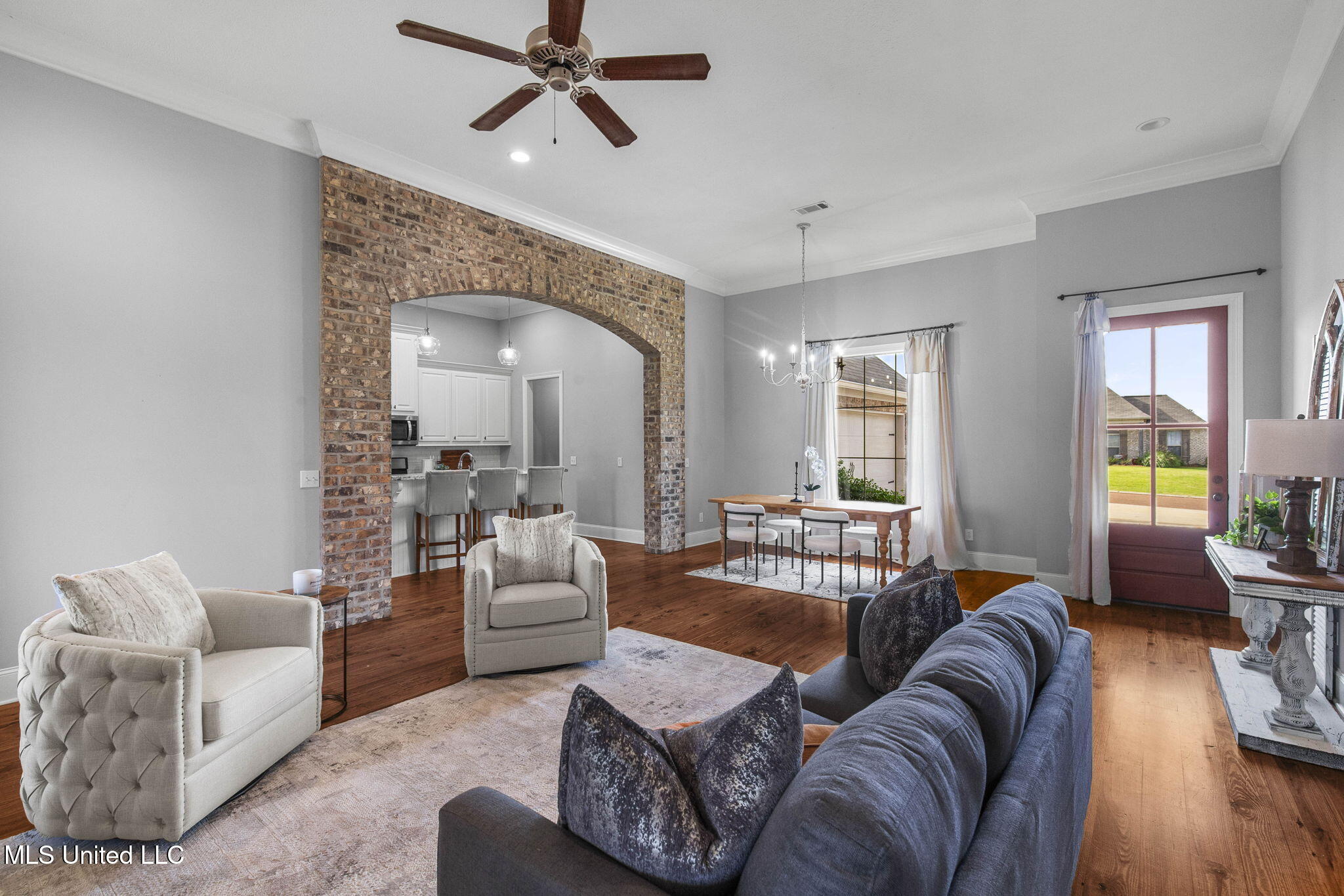 522 Carpenter Cove Property Photo 7