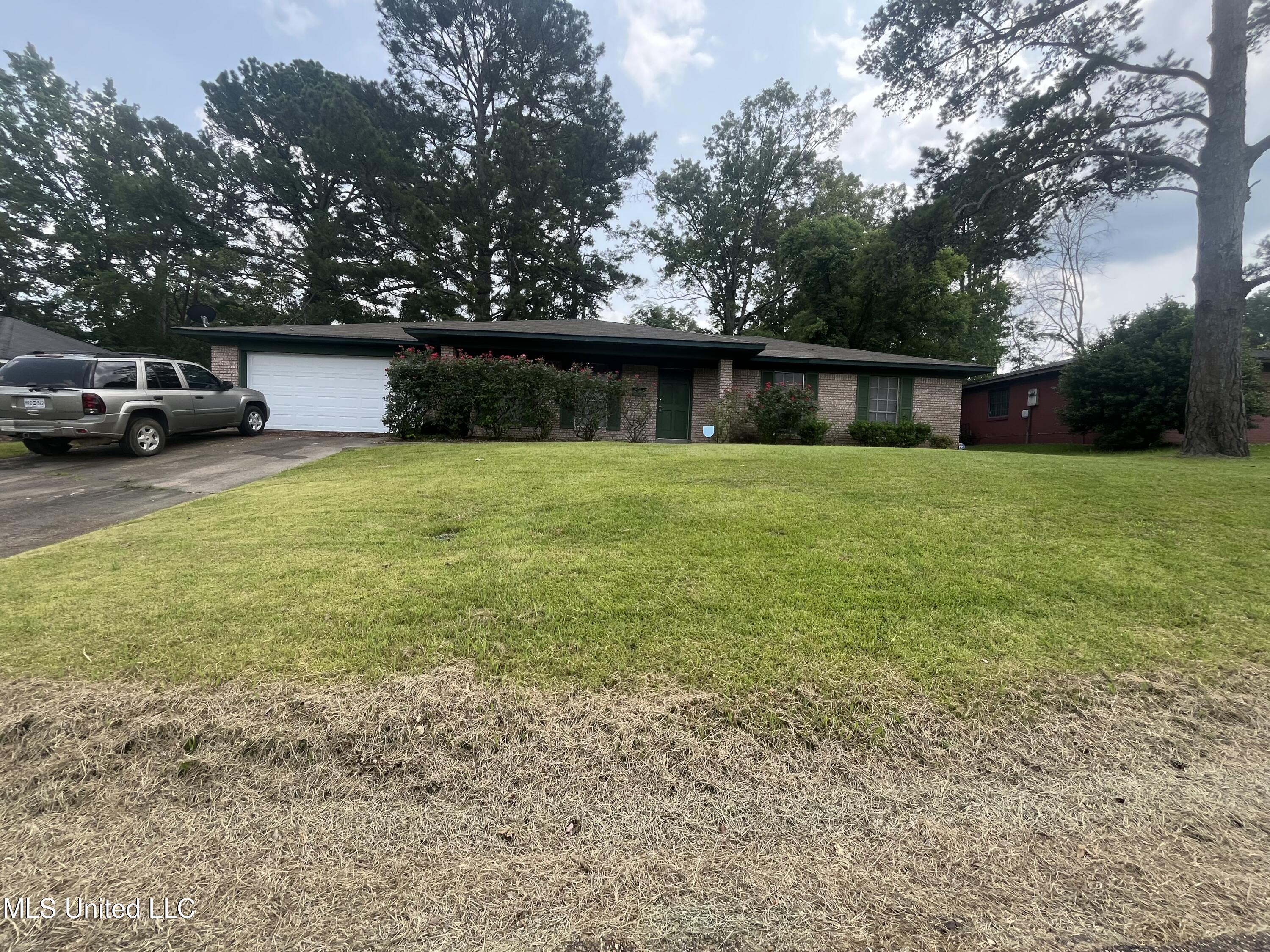 4783 Village Drive Property Photo 1