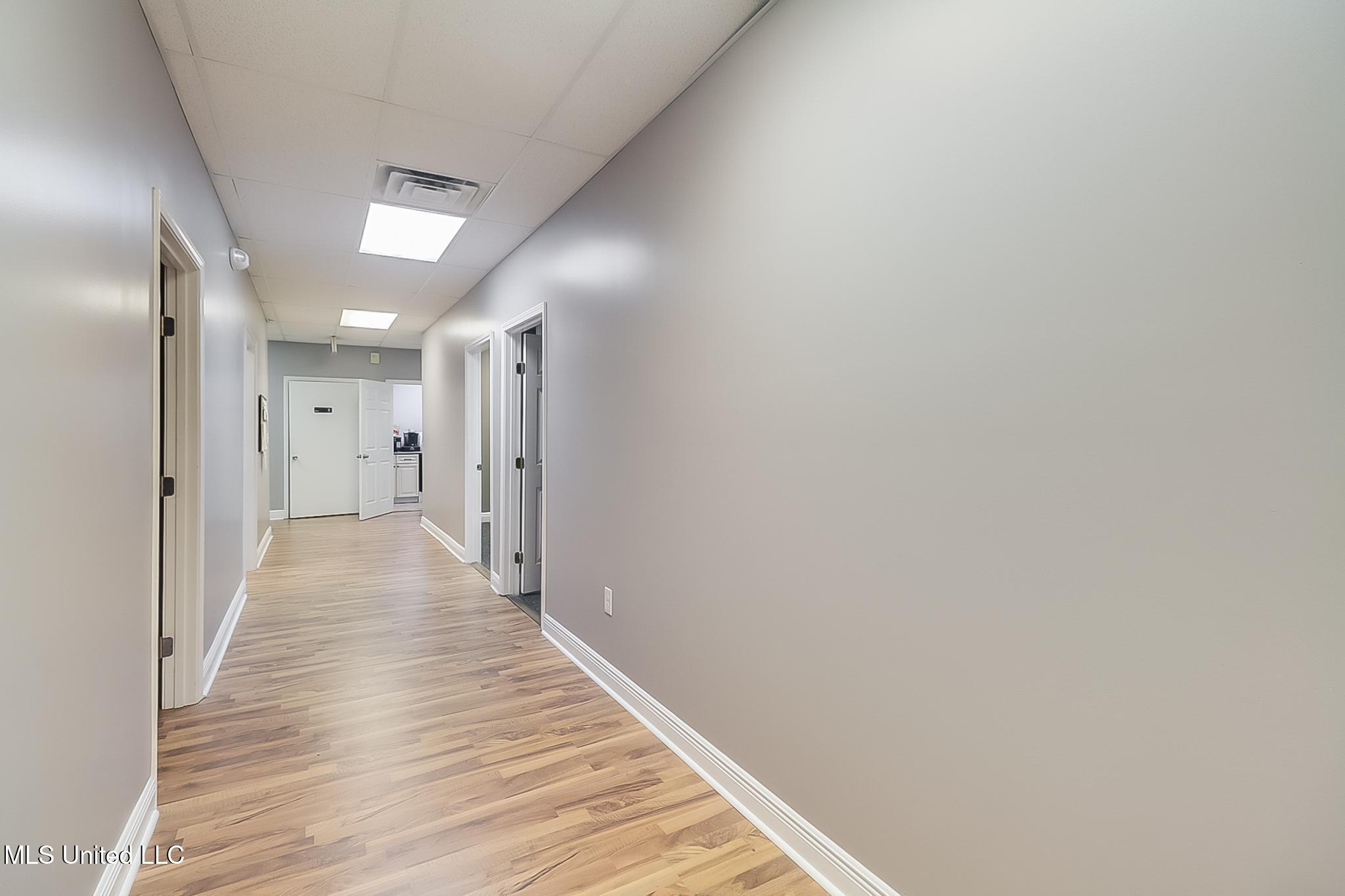 12450 Shortcut Road Property Photo 18