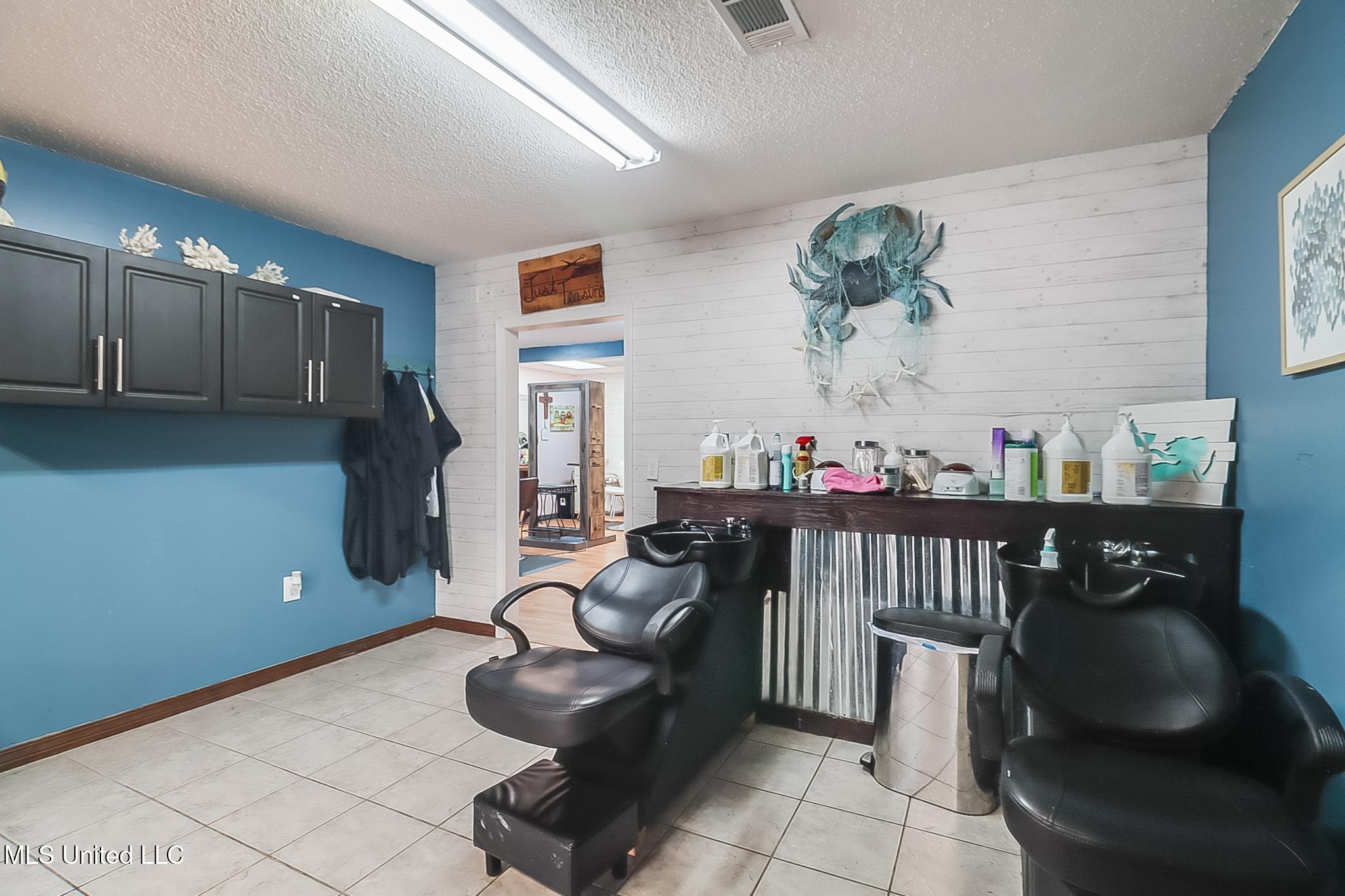 12450 Shortcut Road Property Photo 40